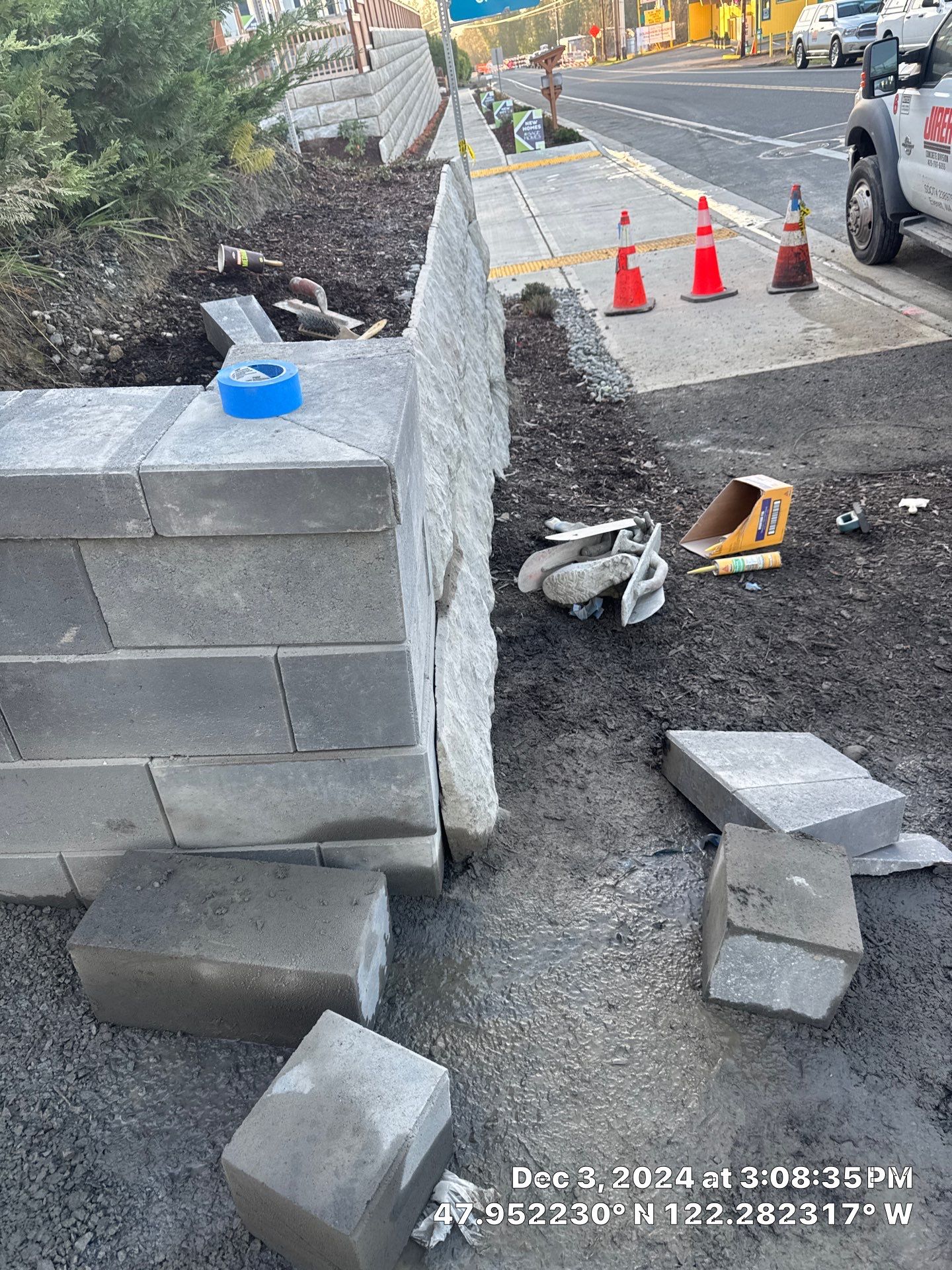 Retaining Wall & Concrete Patch Repair | Everett  by Jireh Asphalt & Concrete Inc 