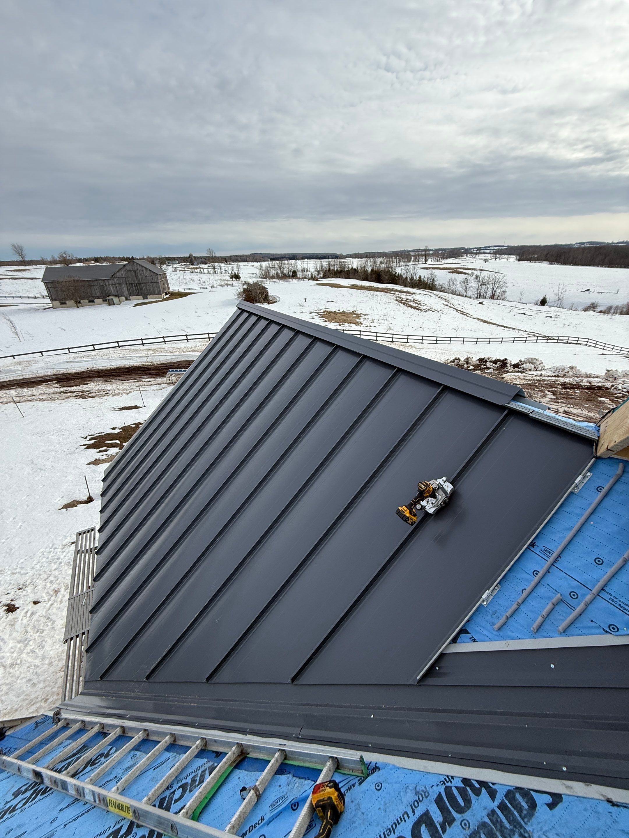 Custom Home Roofing – Blue Mountain by Jay Carter Roofing & Sheet Metal