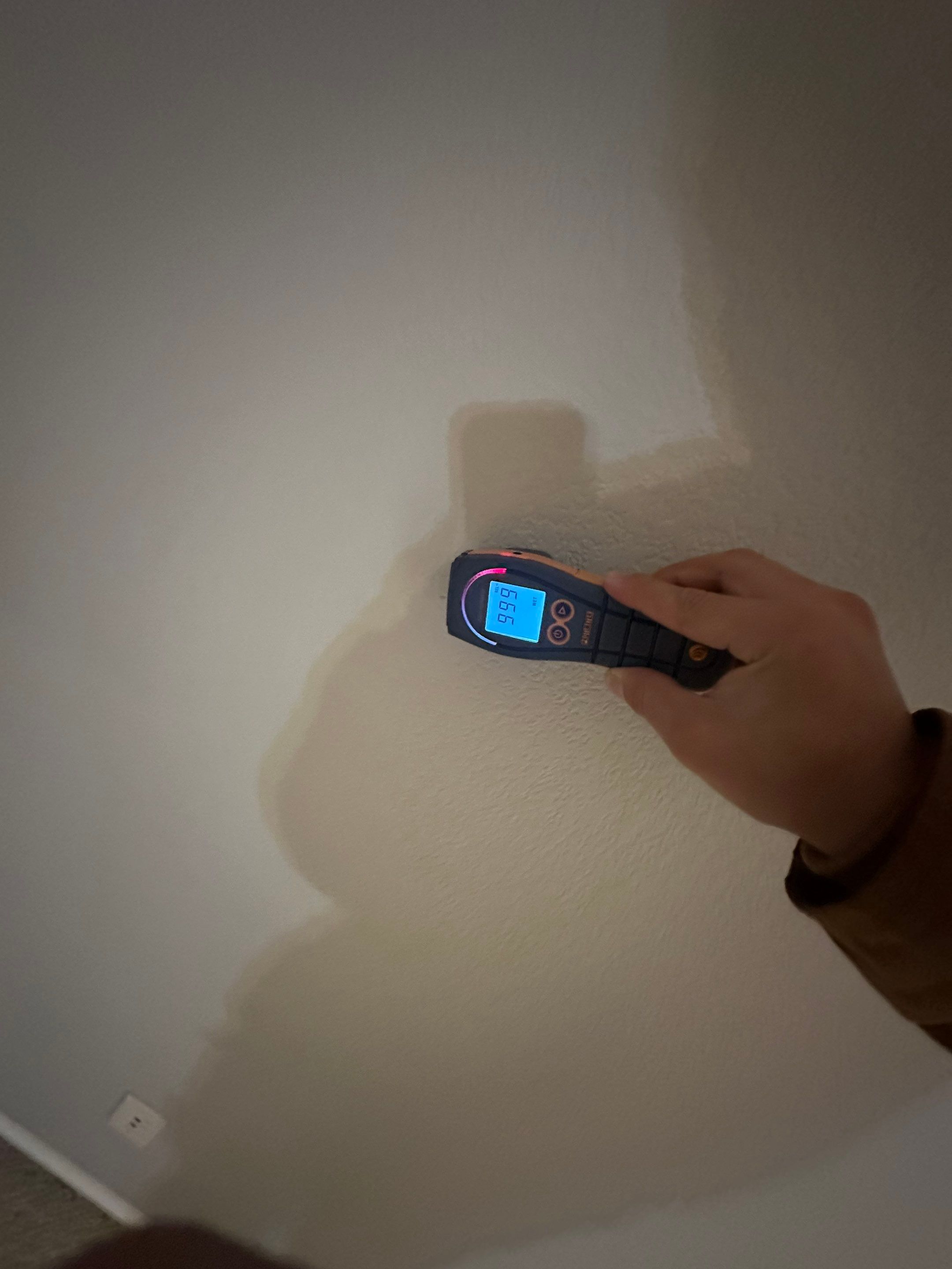 Water Damage in Highlands Ranch by Alpha Restoration 