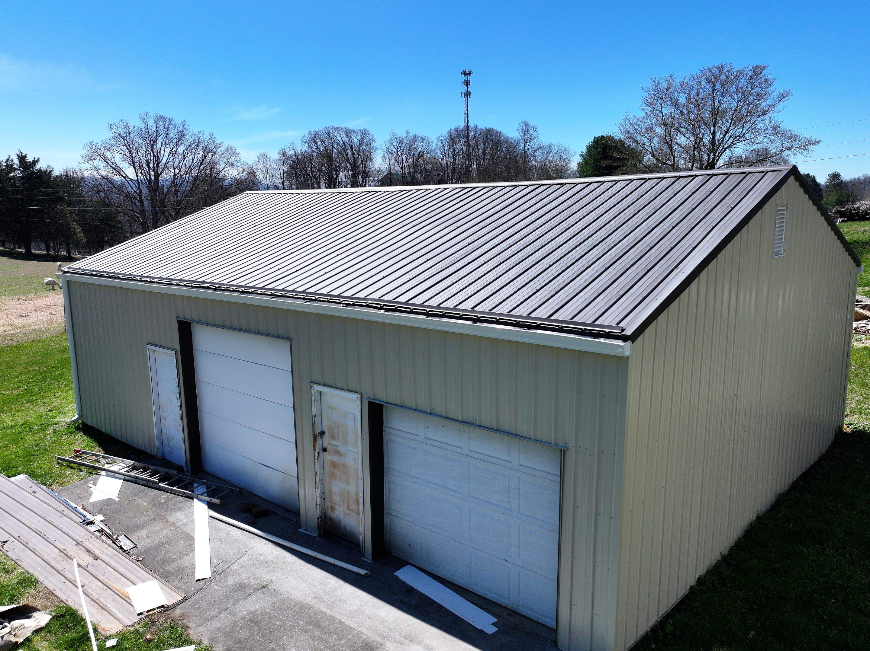 Gentry Apartment Bldg by Omnia Roofing