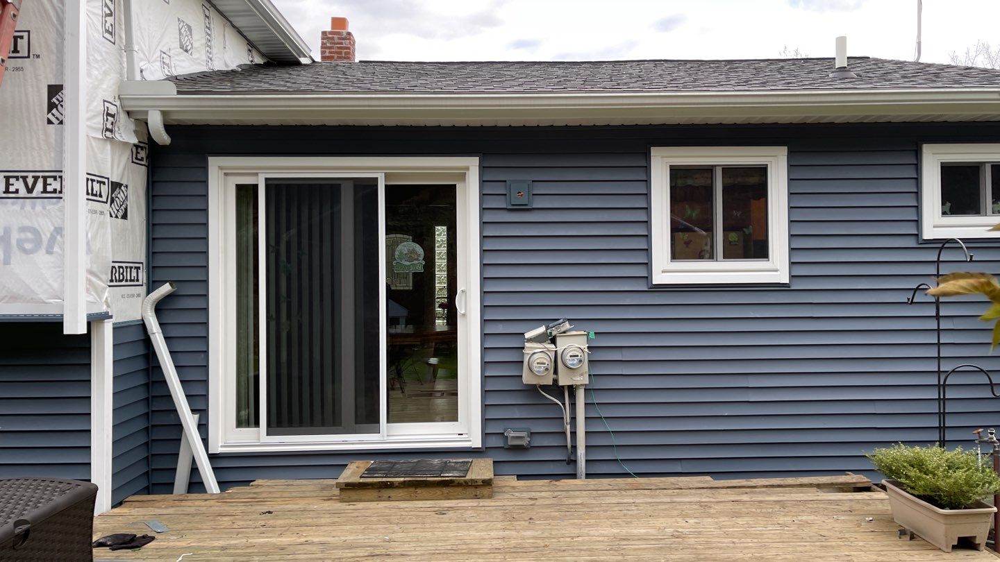 Siding Replacement using CertainTeed Restoration Classis D4 by 180 Contractors
