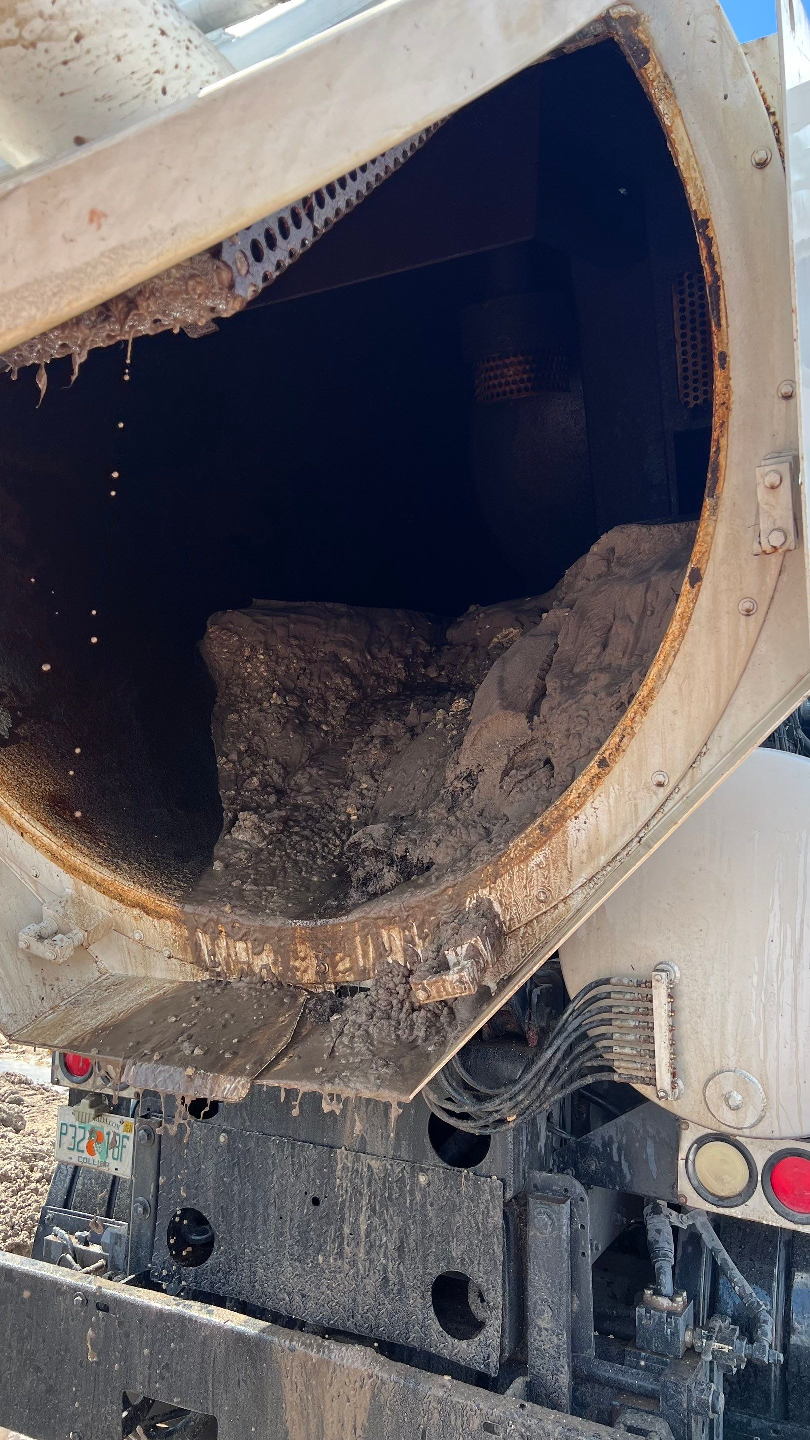 Lehigh Acres New Construction Community Sewer System Cleaning Part 2 by APS Power & Water