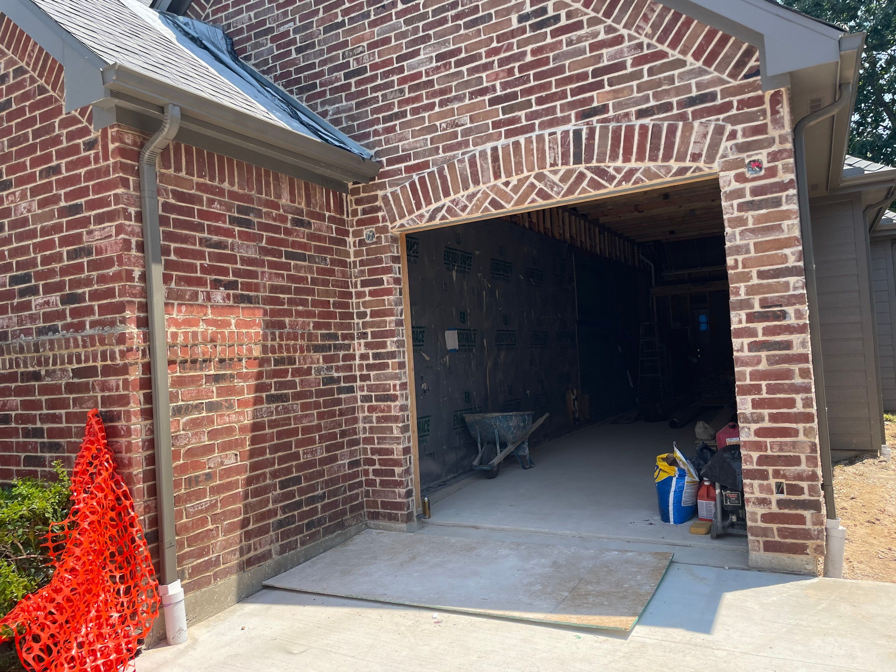Garage and Pool Bath Addition by SLM General Contractors & Roofing