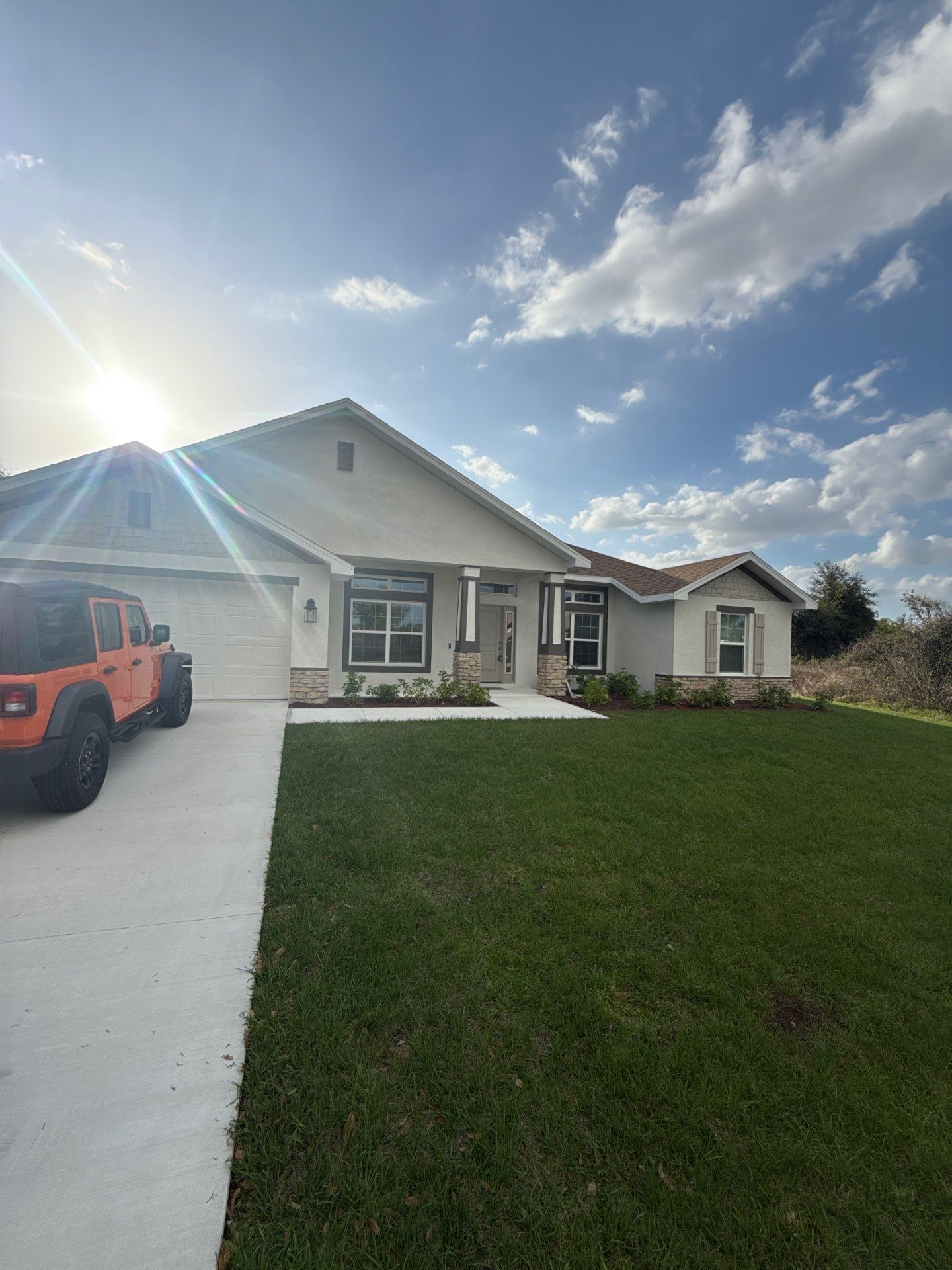 White K Style Seamless Gutters using 6 Inch Seamless Gutters in Ponta Gorda FL by Gutter Professors