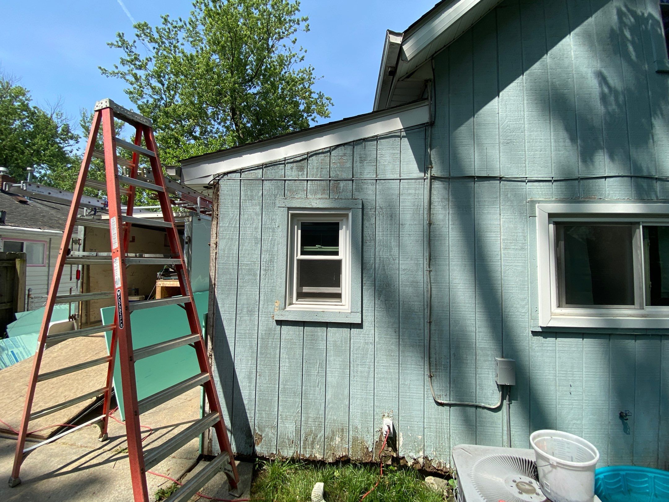 Siding Replacement using CertainTeed Restoration Classis D4 by 180 Contractors