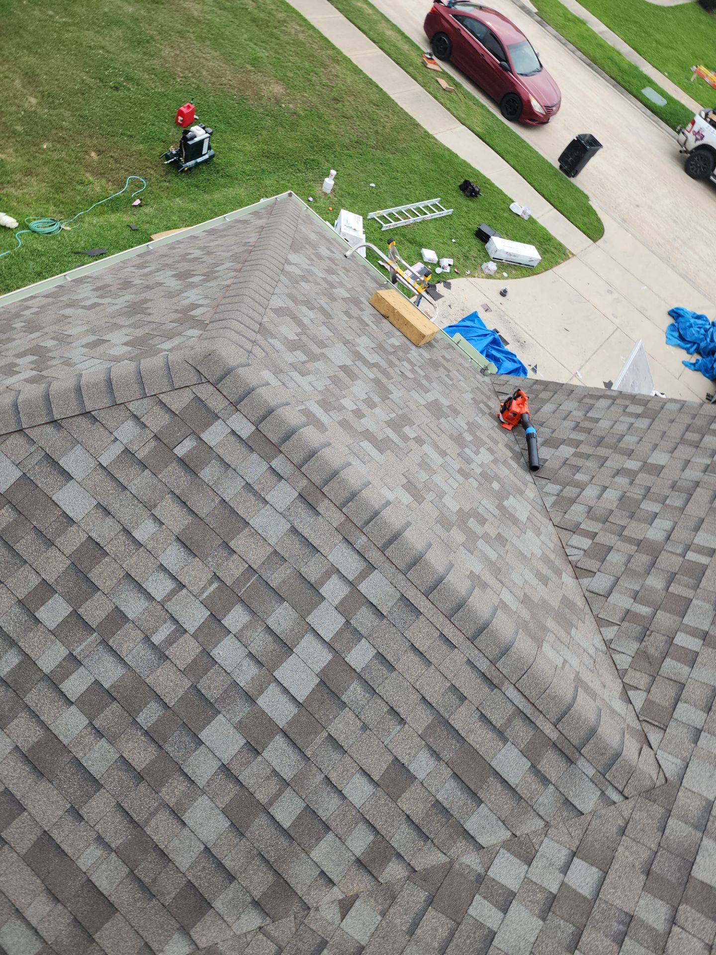 Residential Roofing Installation using Owen's Corning Duration (Lifetime) Shingles by Roof Repair Company
