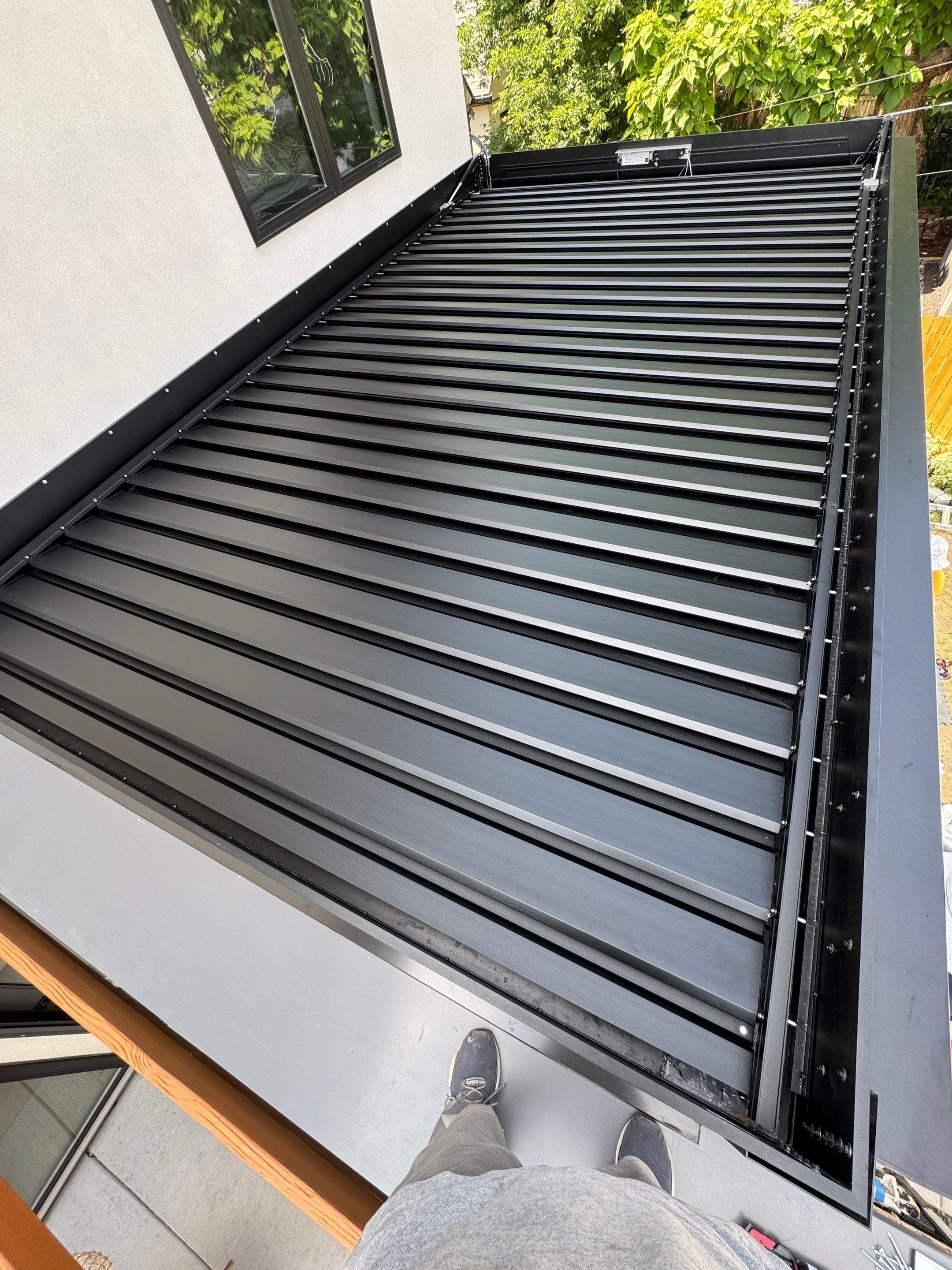 Aluminum Pergola using Azenco Outdoor and MagnaTrack Screens by Outdoor Solutions Colorado