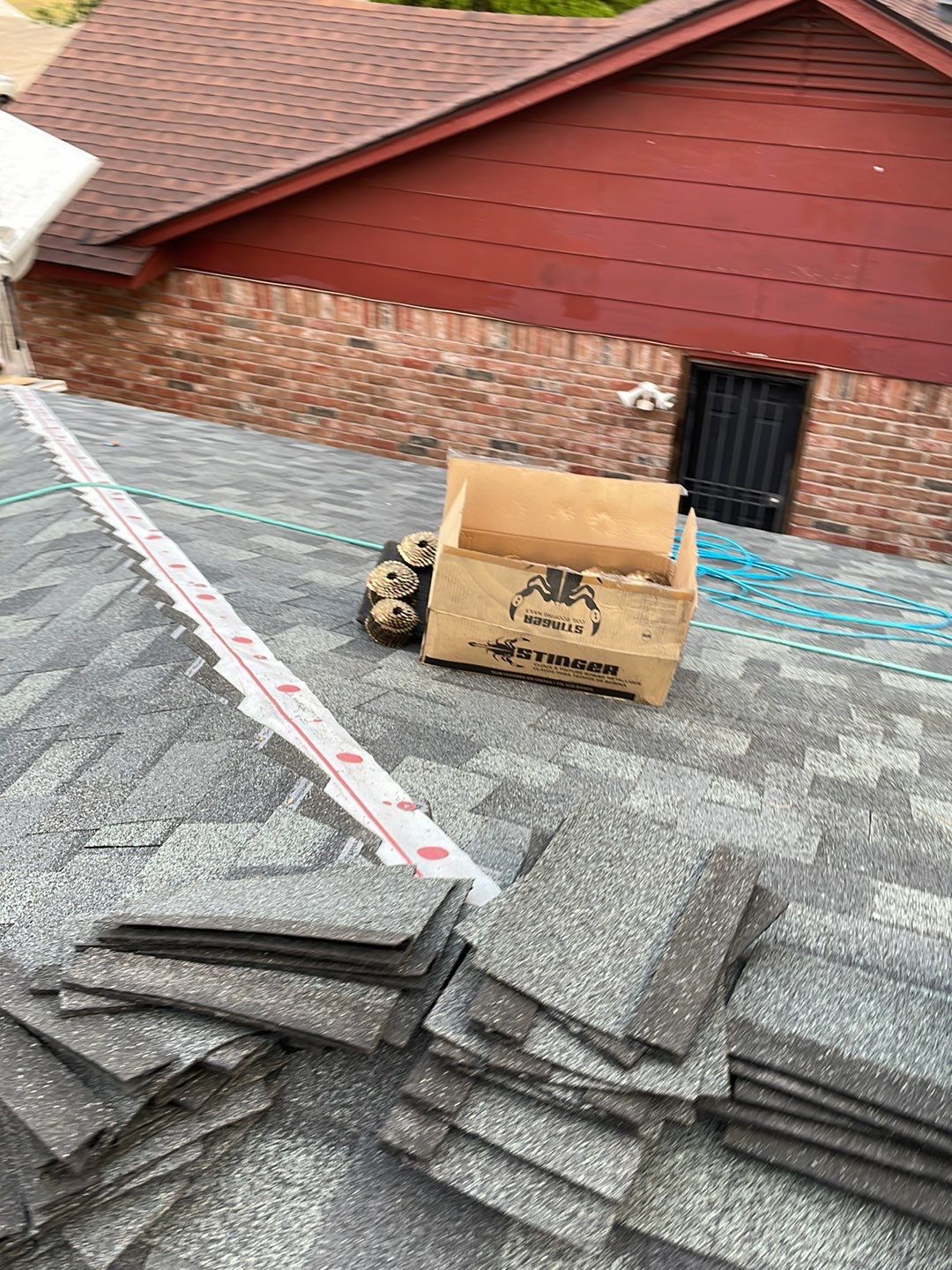 Residential Roofing Installation using Owen's Corning Duration (Lifetime) Shingles by Roof Repair Company