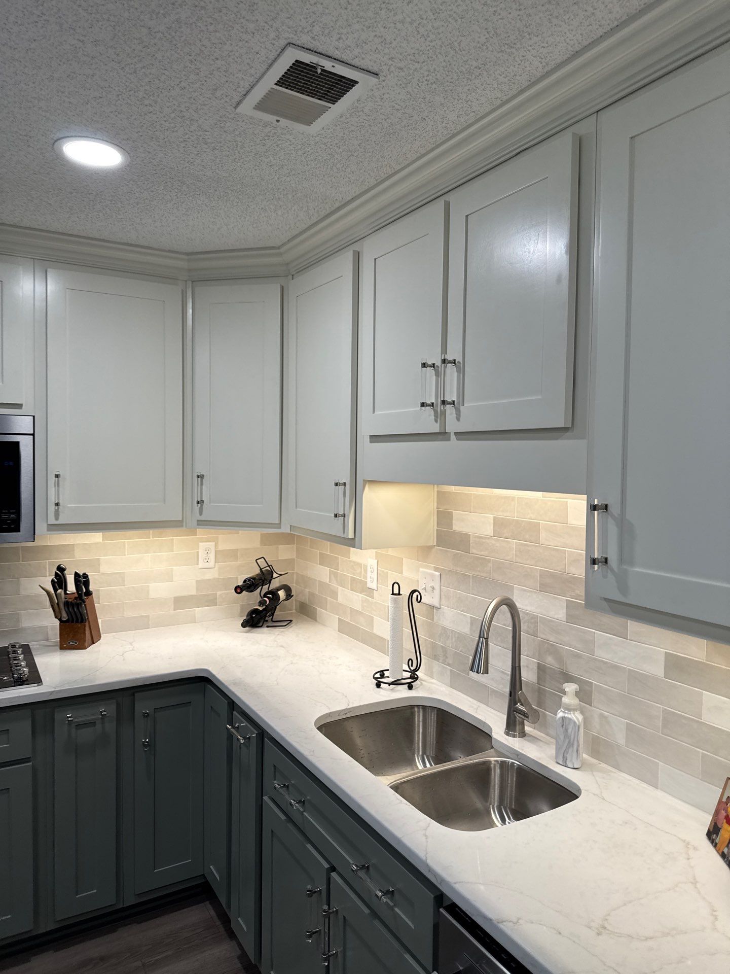 Kitchen Remodel in Cordova by CMT Construction LLC