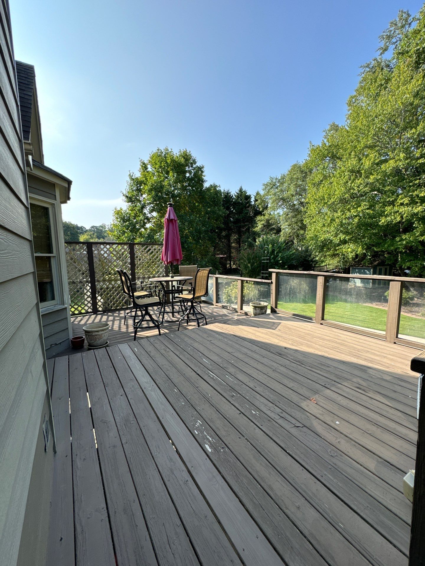 Custom Deck Refurbishment and Fence Staining in Powder Springs by Swift Home Renovations
