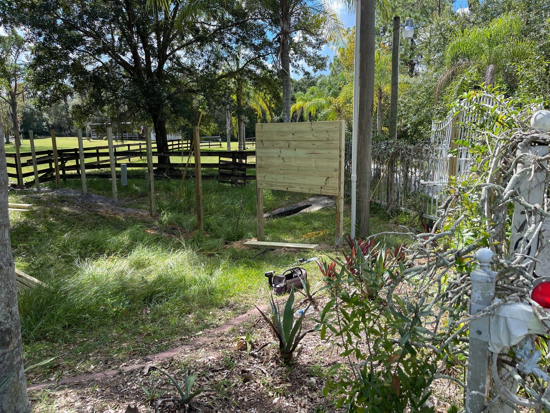 Bradenton, FL Gate Operator Installation & Horizontal Privacy Fence by Asap fence and gates, LLC