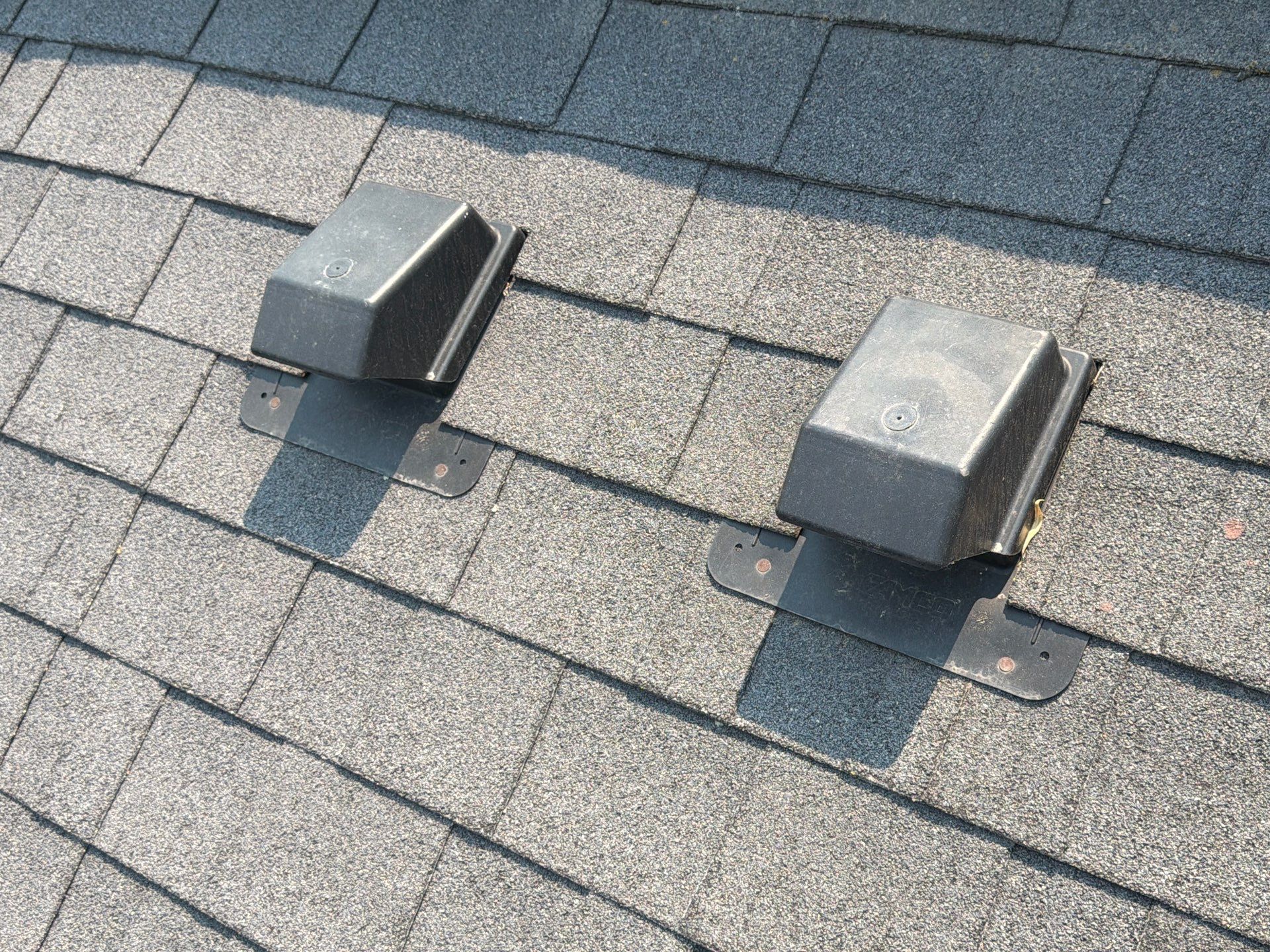 Residential Roof Replacement in Meridian Featuring Charcoal Architectural Shingles by Olive Roofing