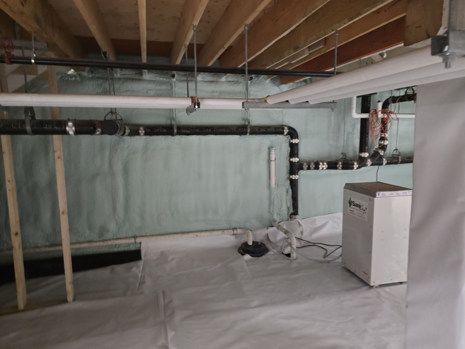 Crawl Space Encapsulation using Closed Cell Spray Foam by NYS Foam & Energy