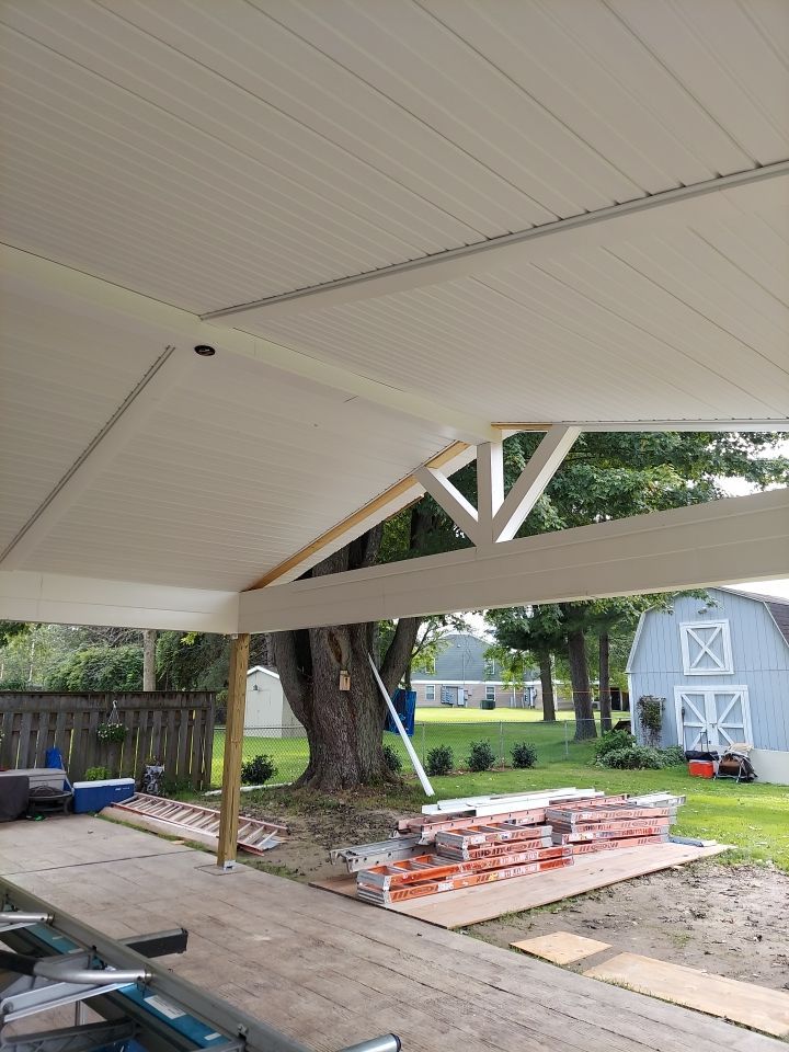 Outdoor Living- Addition by Ivy Lea Construction