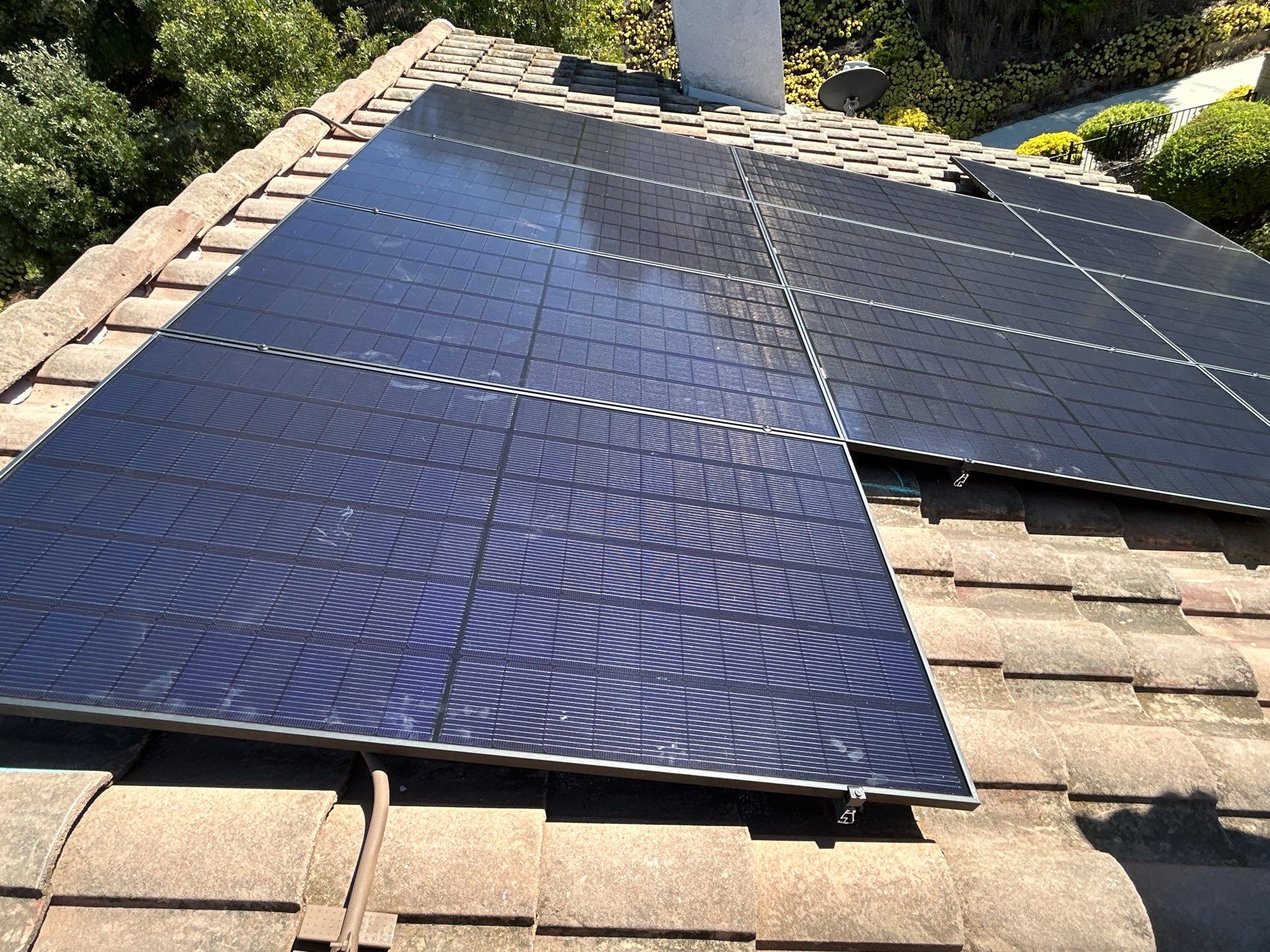 Tesla Powerwall and REC Solar Panel Installation in Thousand Oaks by AWS Solar