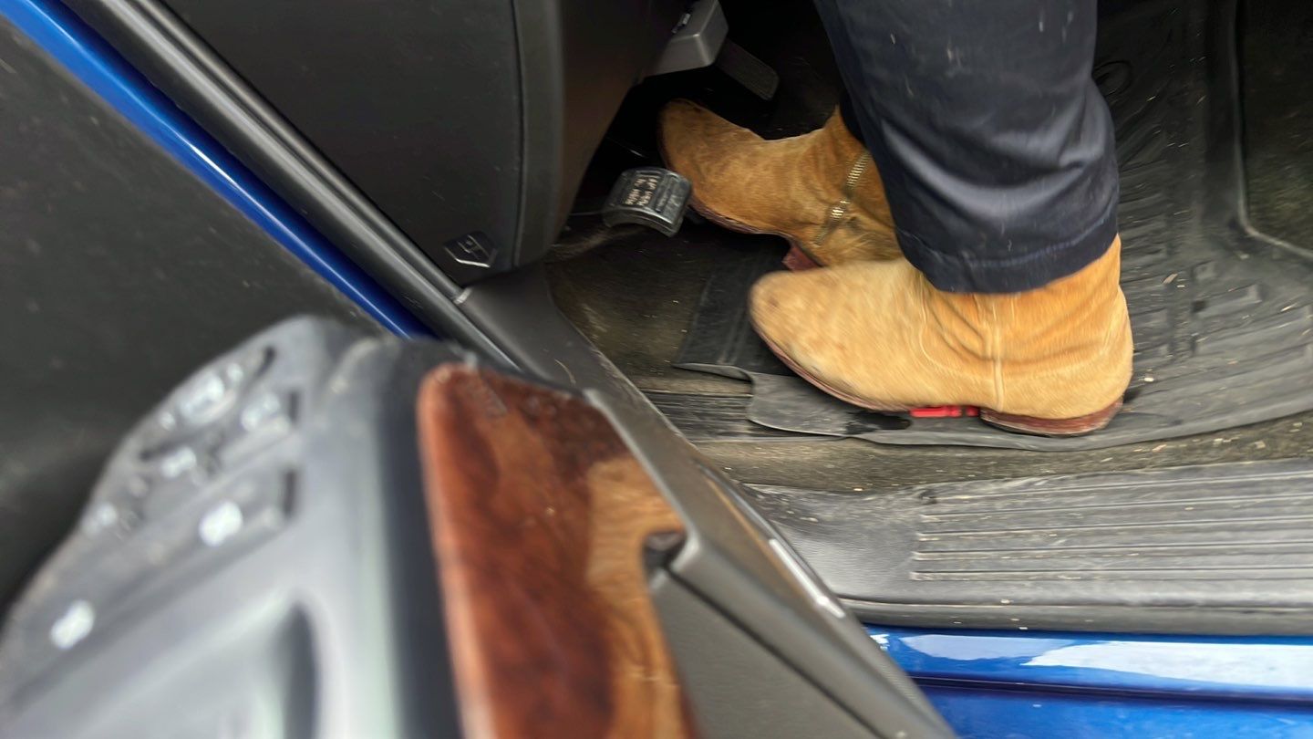 Arlington: CertainTeed Landmark Architectural Shingle in Georgetown Gray by RM Banning, Inc.