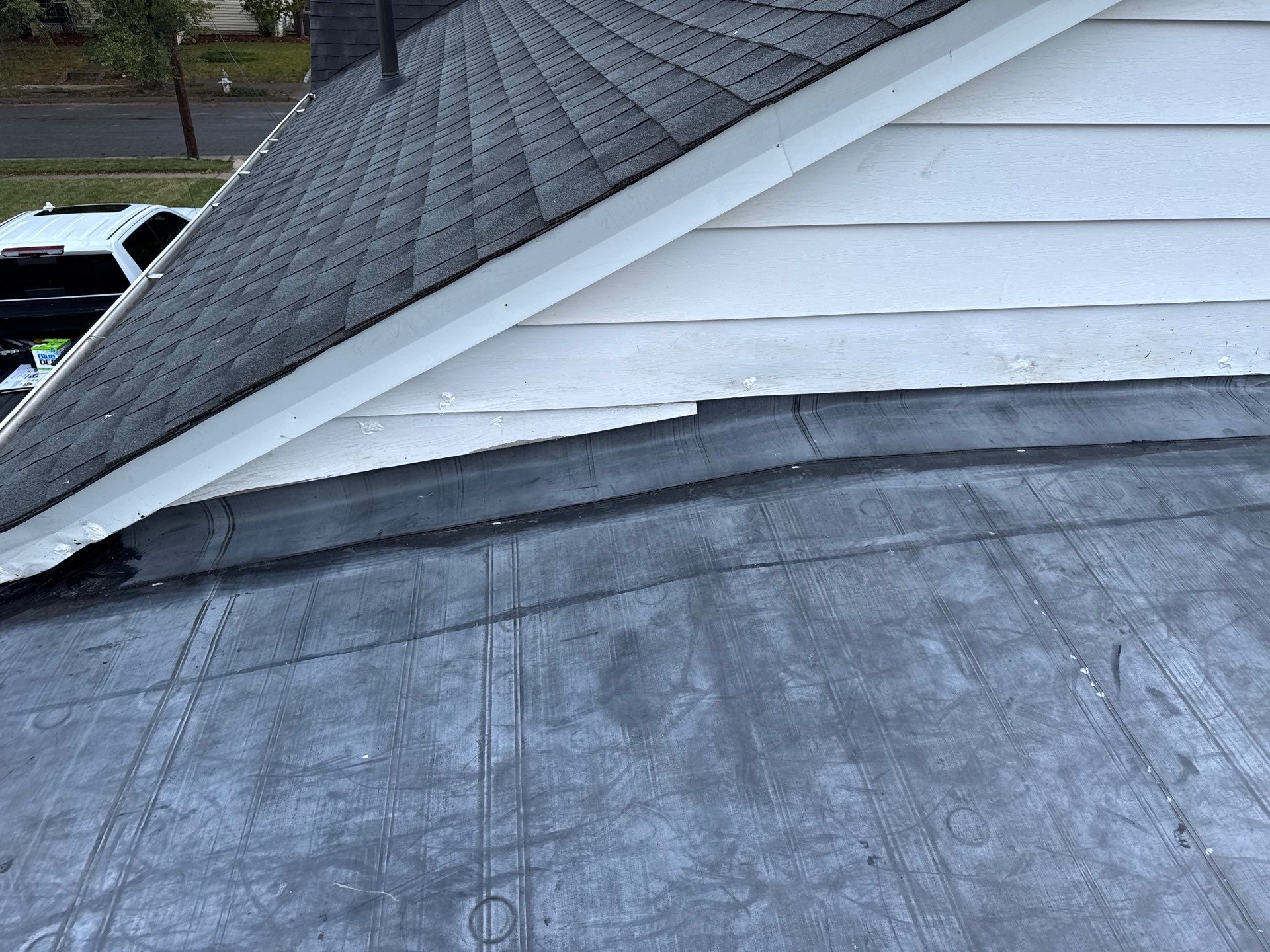 EPDM Flat Roof Installation in Richmond by Cade Construction