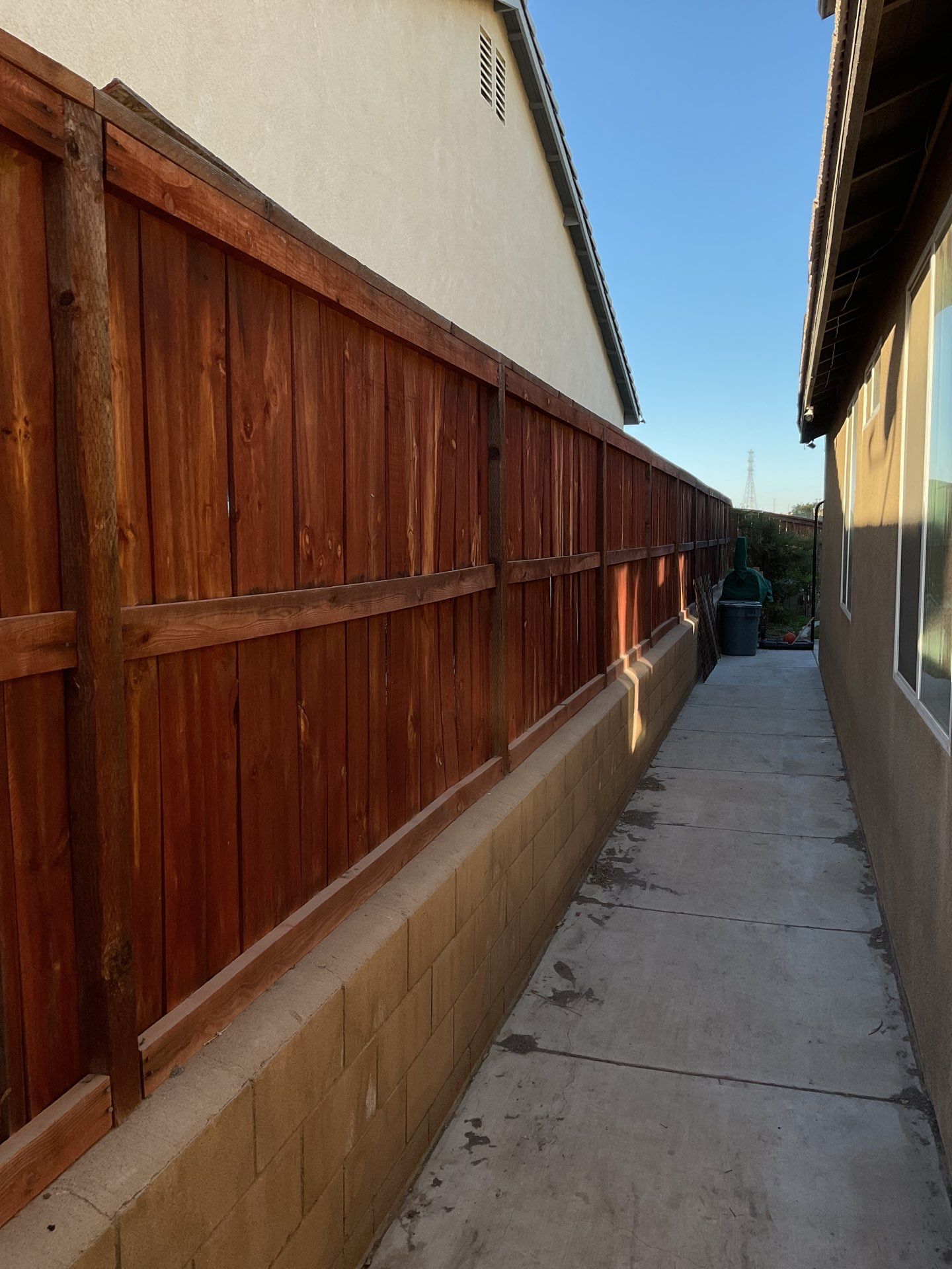 Fence Installation using Vinyl by Fence Guys Inc. 