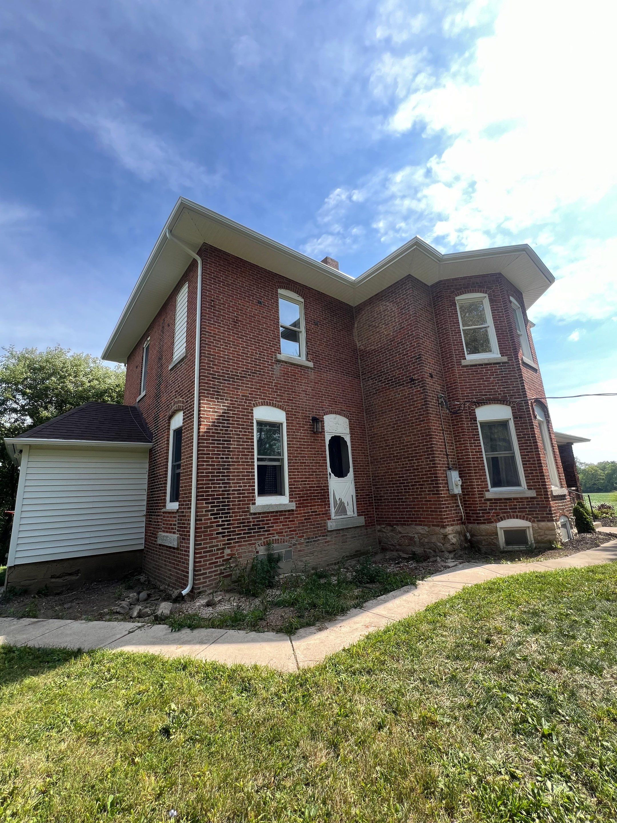 Soffit/fascia/gutter replacement by Nitro Roofing and Construction