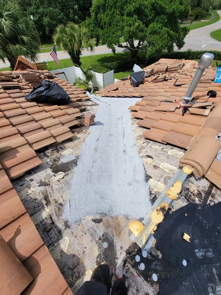 SW 8th St, Plantation, FL by G&J Roofing 