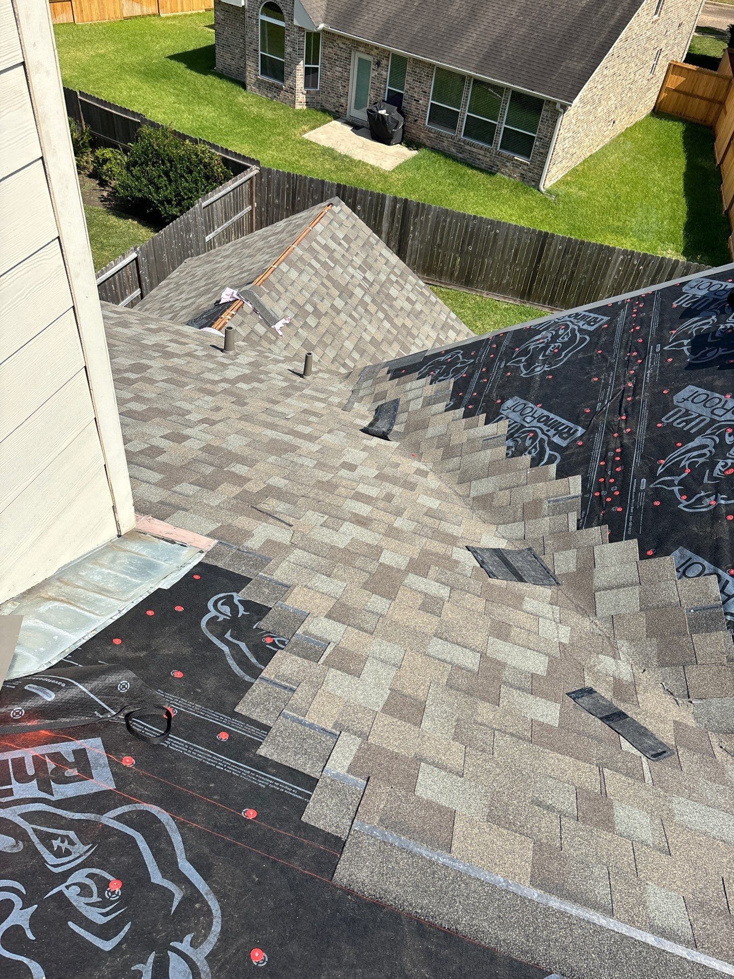 Residential Roofing Installation using Owen's Corning Duration (Lifetime) Shingles by Roof Repair Company