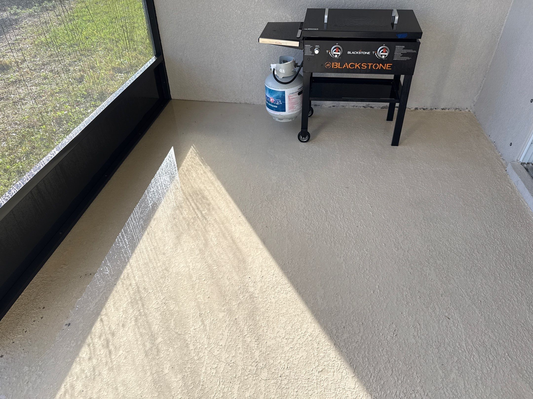 House Wash, Lanai Cleaning & Driveway Washing | Willow Walk Palmetto FL by Sunshine AquaWash