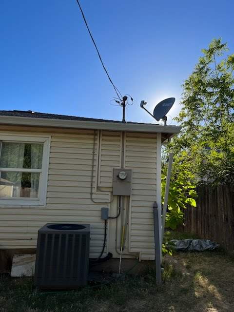 200a meter/main upgrade by Peach Electric Inc