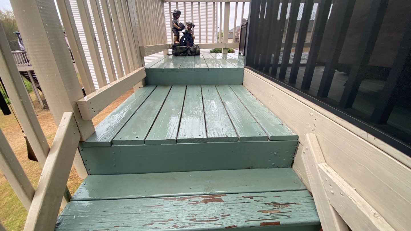 Weathered Deck using AcryFin by DuraSeal