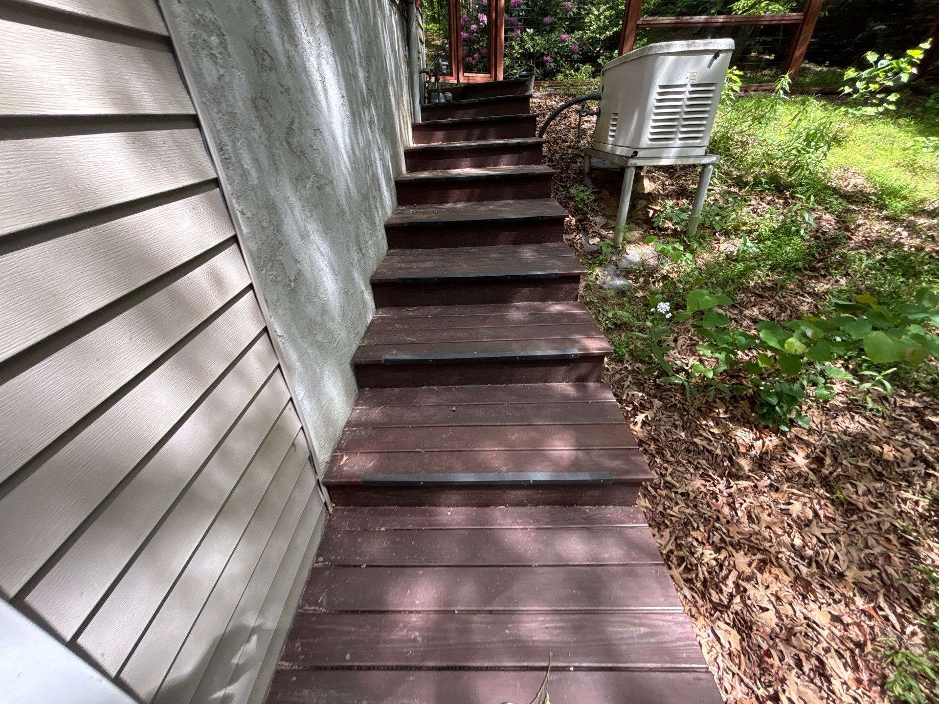 Deck and Fence using Wood Sealant by DuraSeal