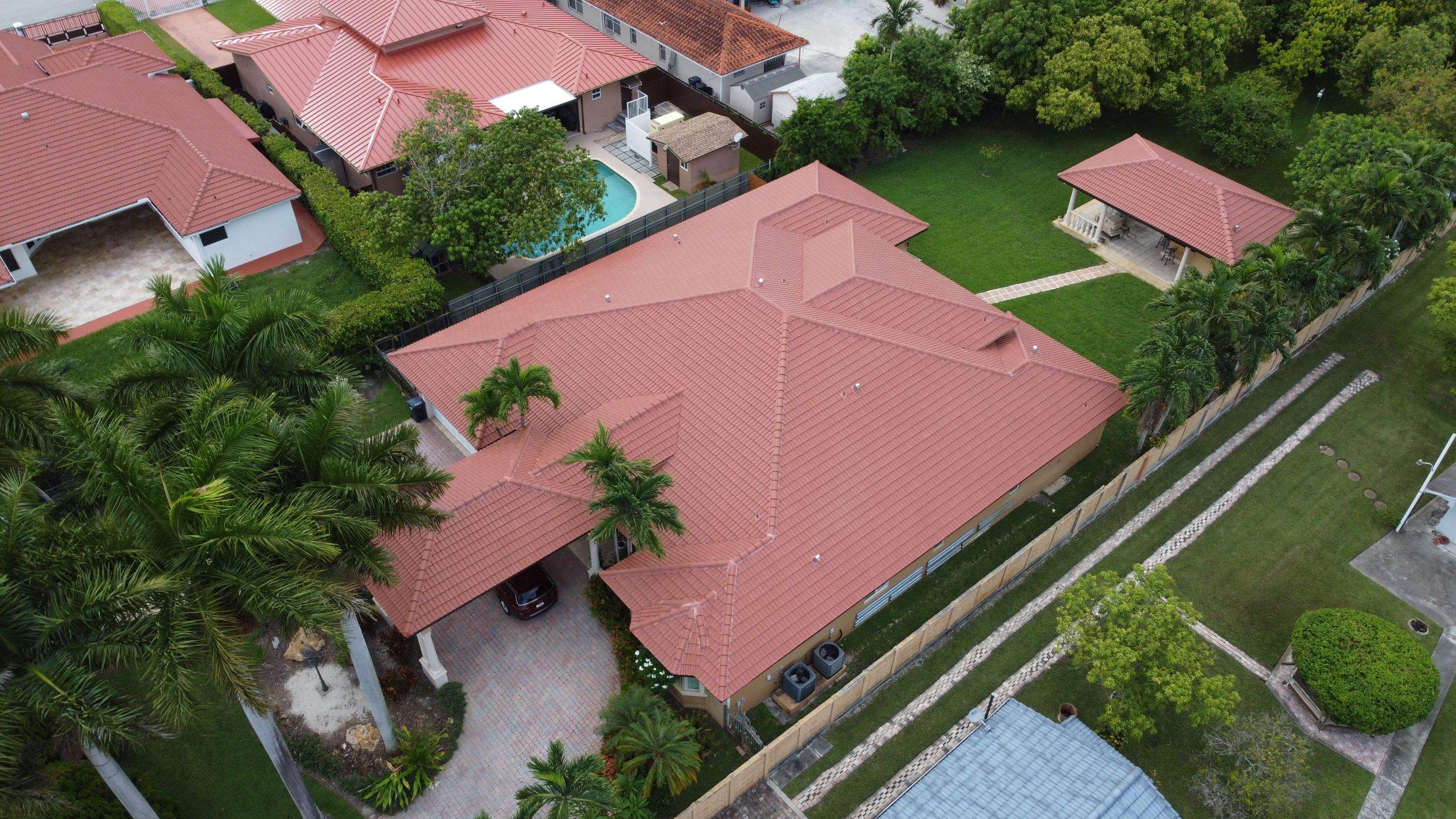 Crown - Tuscany - Adobe Range by Istueta Roofing