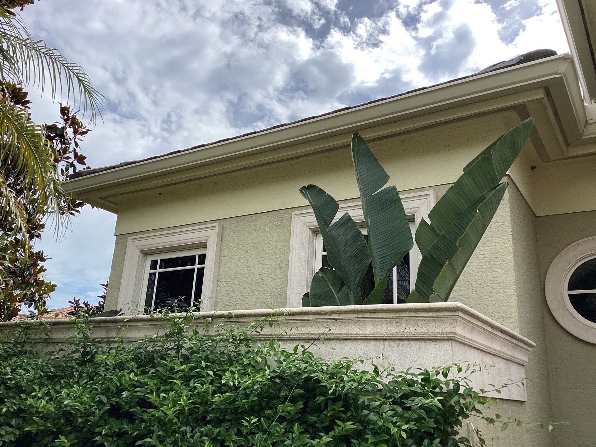 Gutter Project 7 inch seamless gutters using Cameo Gutters in Sarasota FL by Gutter Professors