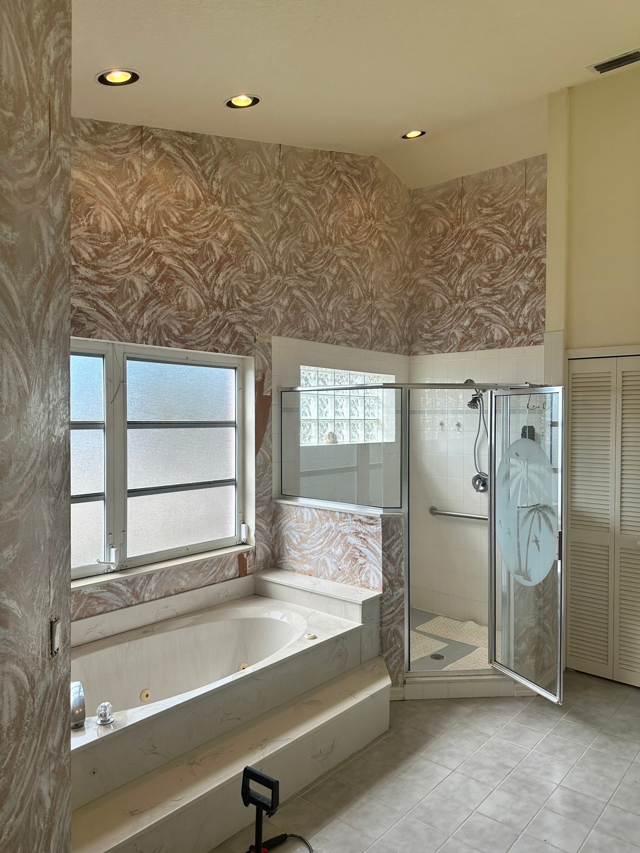 Lenny Van Denhandel - Interior by Fresh Coat Painters