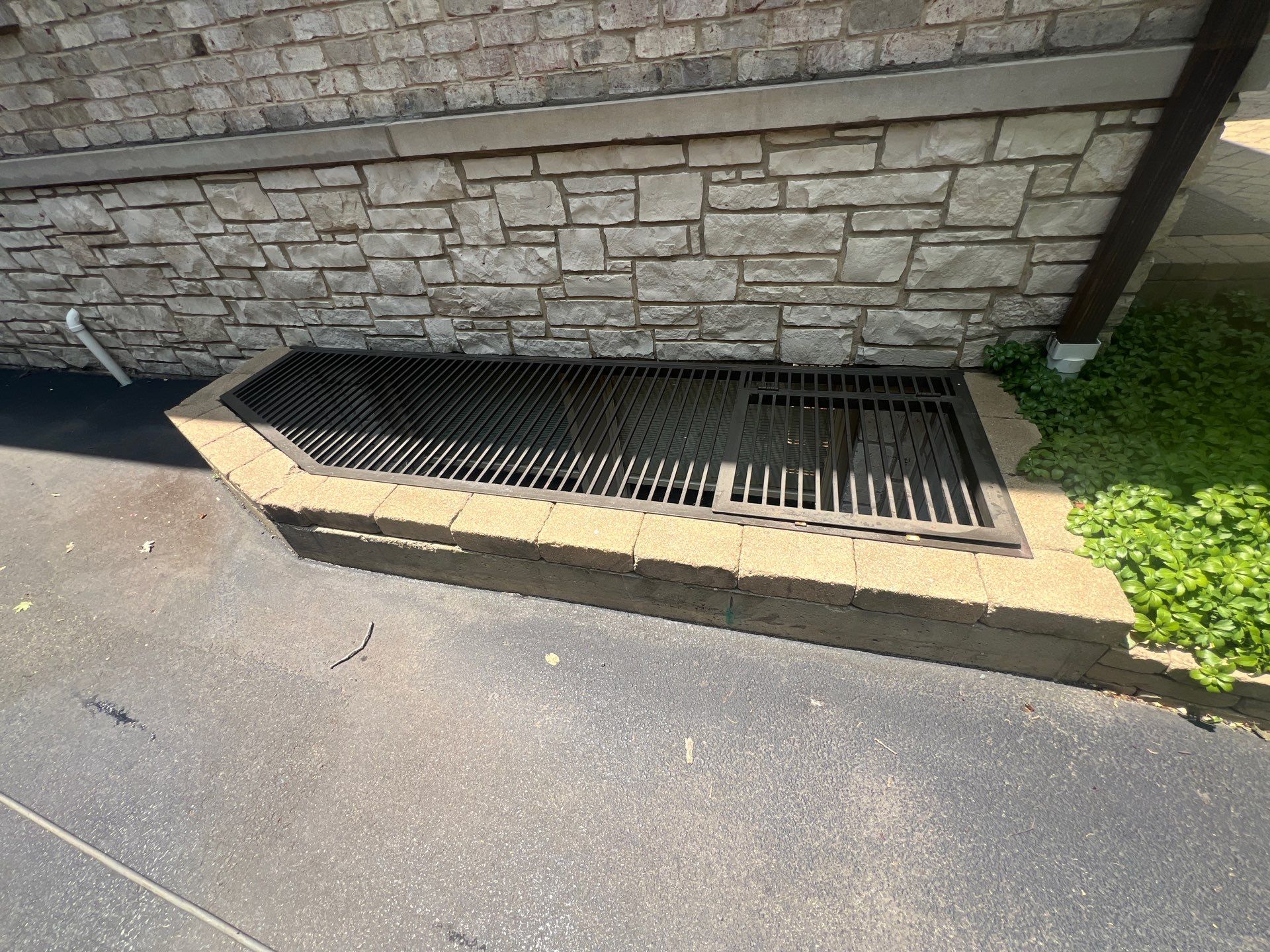 Brick paver clean, sand and seal.  using surebond SB-8700 by Northern Power Washing LLC.