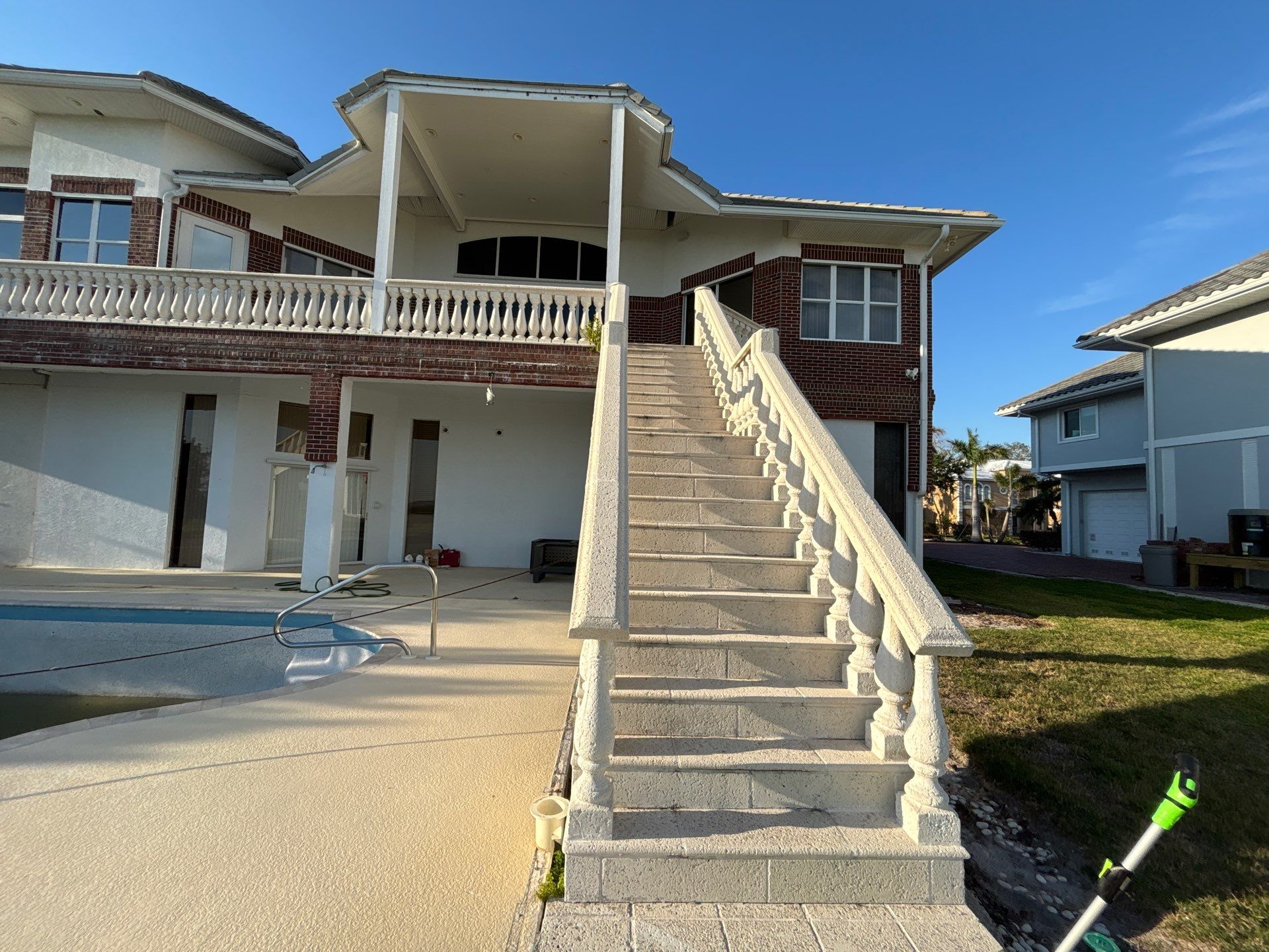 Gutter System Maintenance in Bradenton FL by Gutter Professors