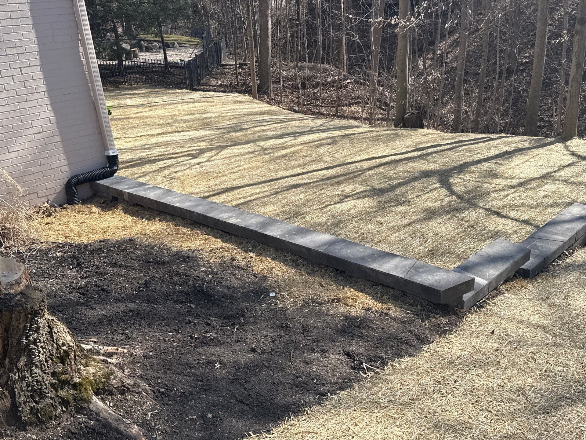 Hardscape, Retaining Walls, Outdoor Kitchen by McFarland Outdoors