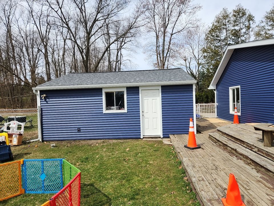 Siding Replacement using CertainTeed Restoration Classis D4 by 180 Contractors