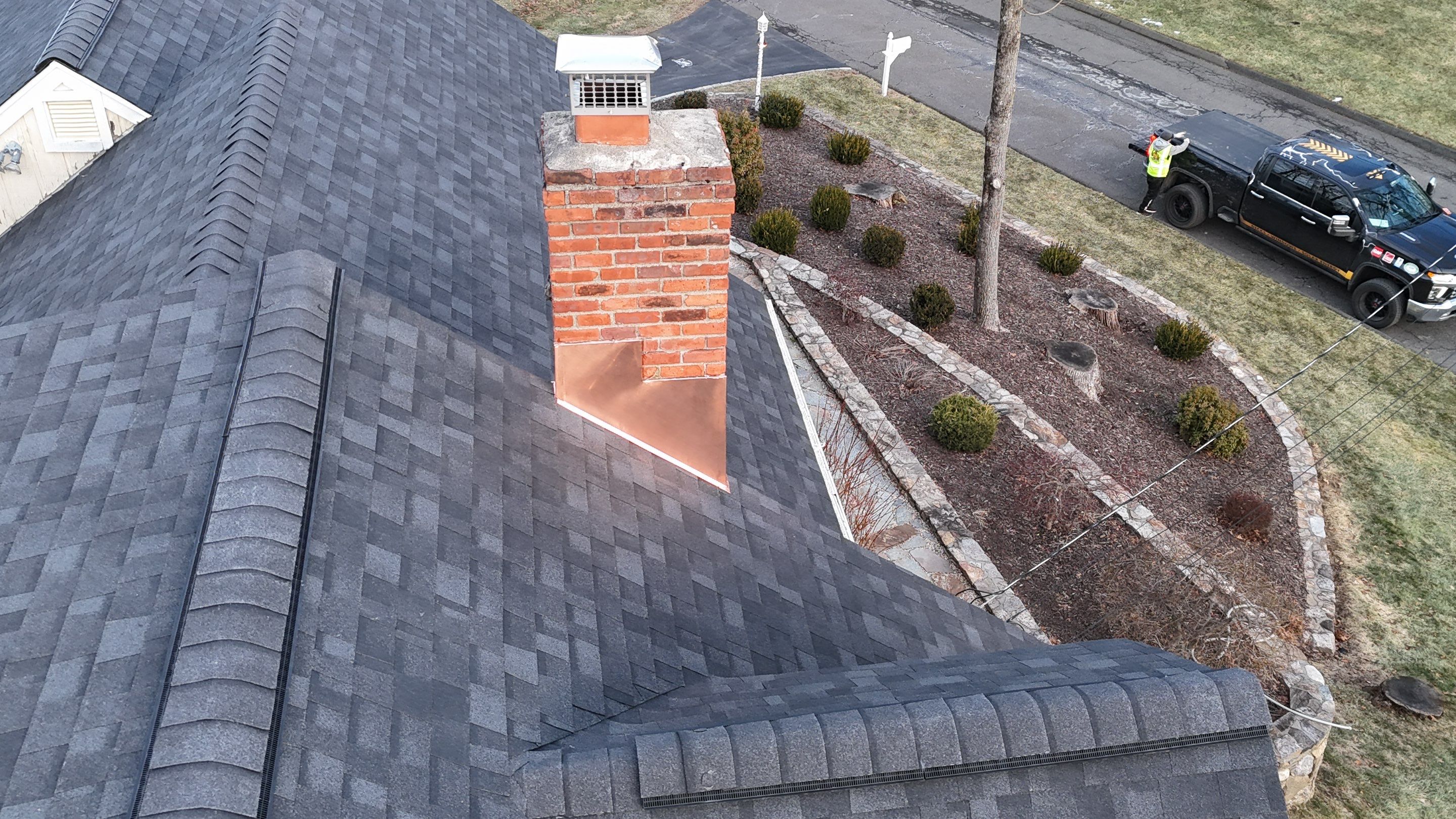 Owens Corning Duration: Onyx Black in Ridgefield by Golden Shield Roofing