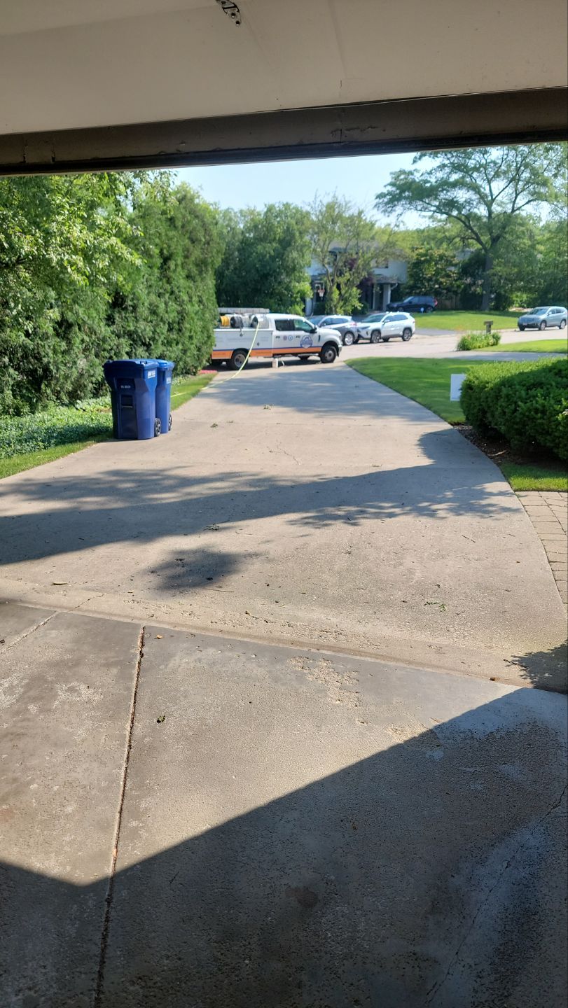 Brick paver clean, sand and seal.  using Surebond SB-1300 by Northern Power Washing LLC.