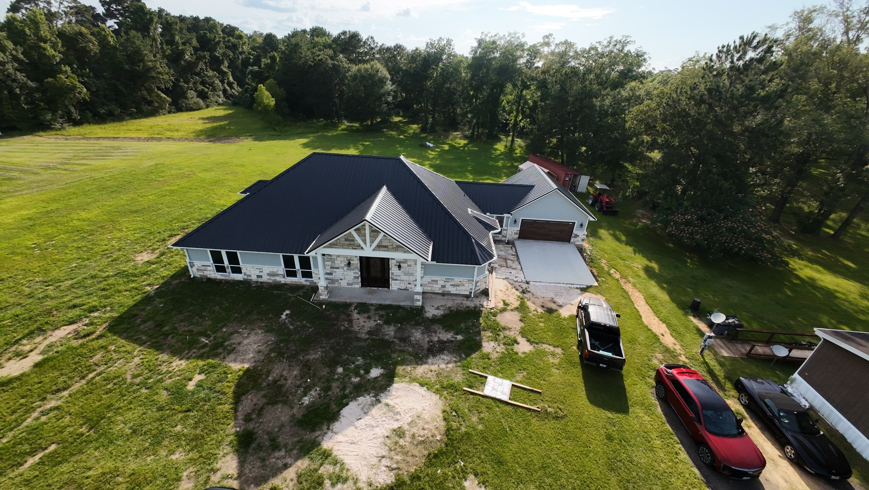 HE Disaster Restoration / He Tree & Debris featured photo.