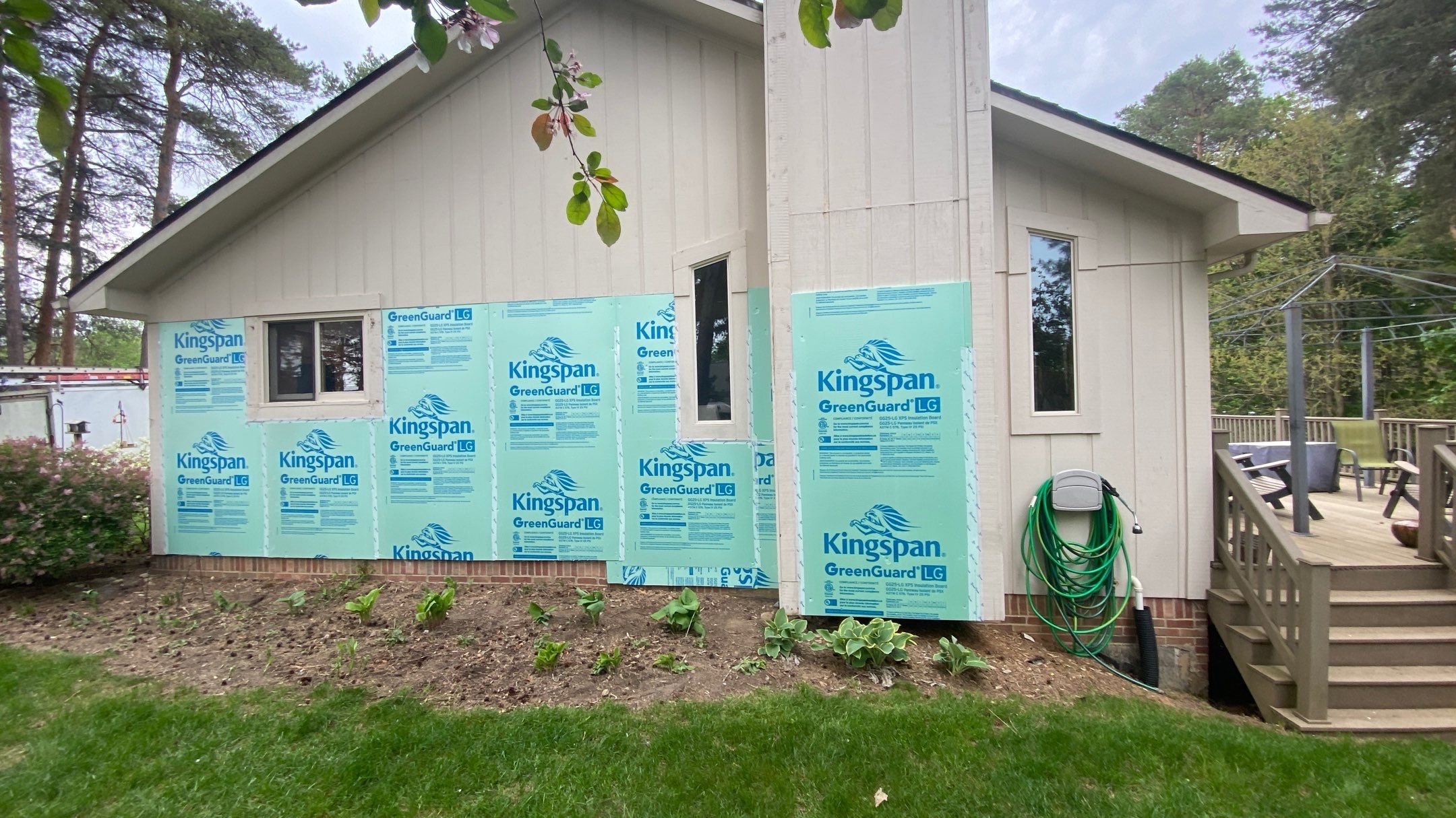 Siding Replacement using CertainTeed Restoration Classis D4 by 180 Contractors