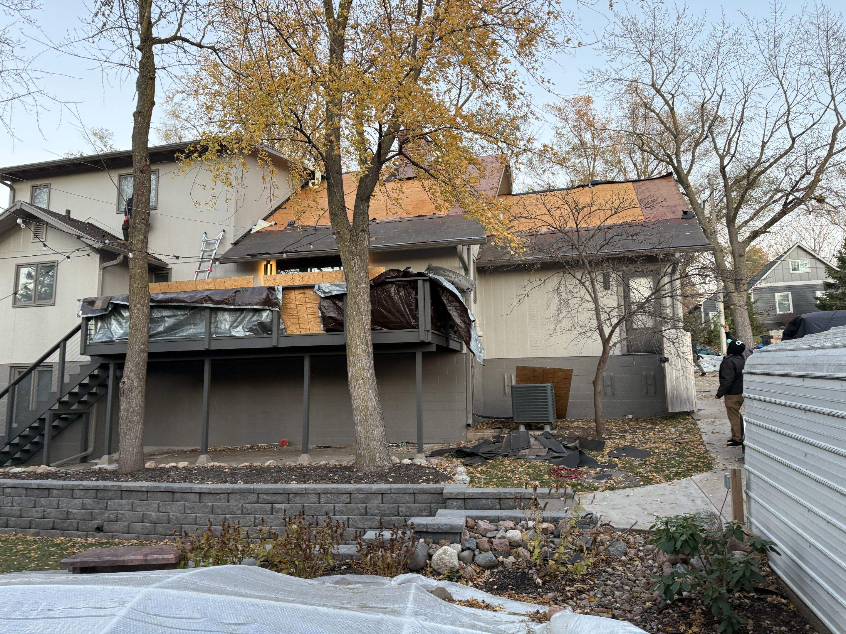 Bellevue Residential Roof Replacement With Gray Architectural Asphalt Shingles by Star Home