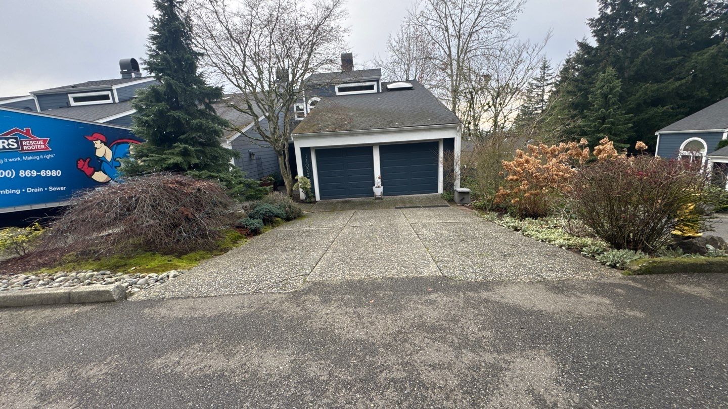 Concrete Driveway Repair | Kirkland  by Jireh Asphalt & Concrete Inc 