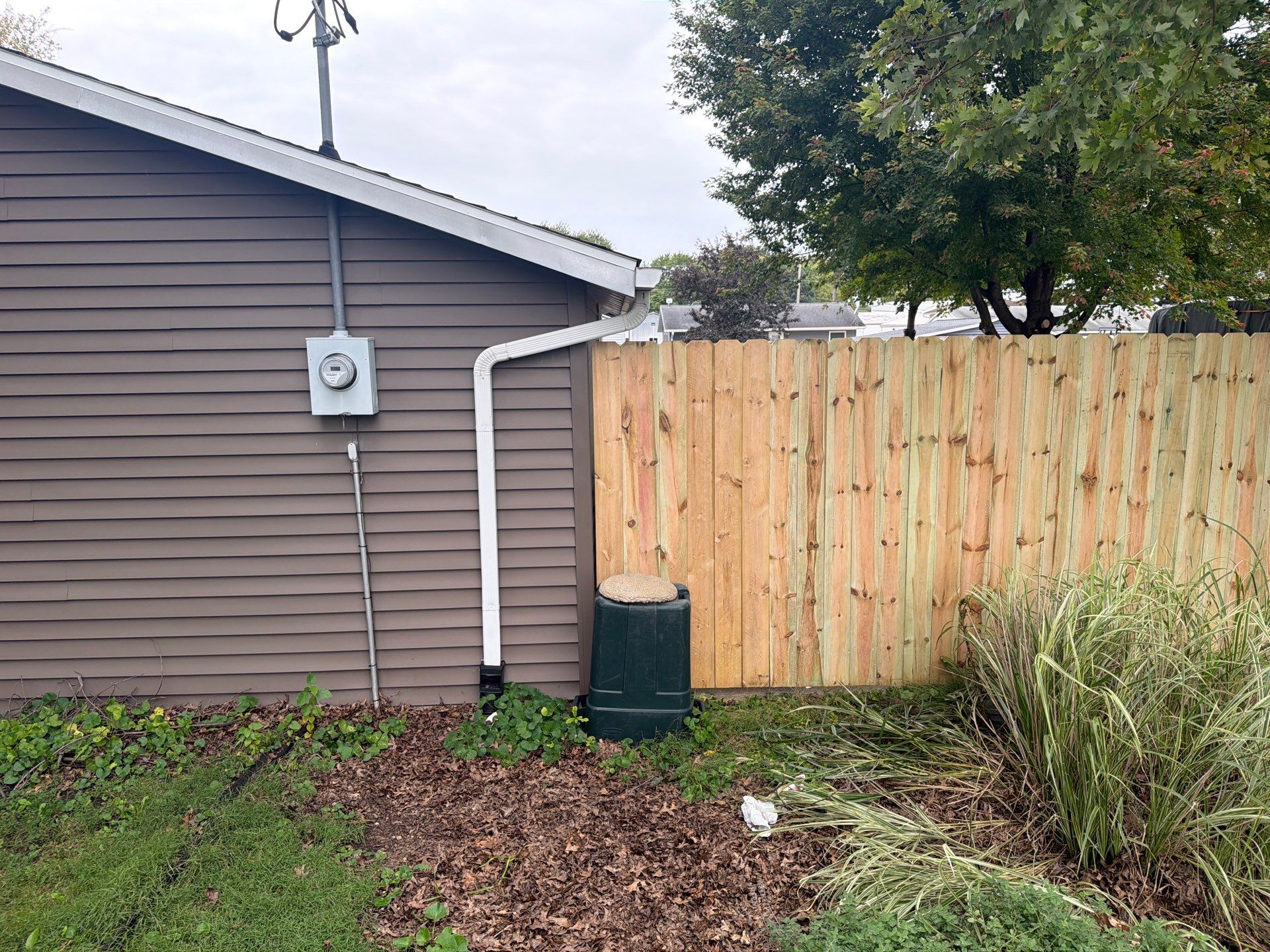 Custom Wood Privacy and Black Chain Link Fence in Hudson by Perfect Picket Fence and Stain