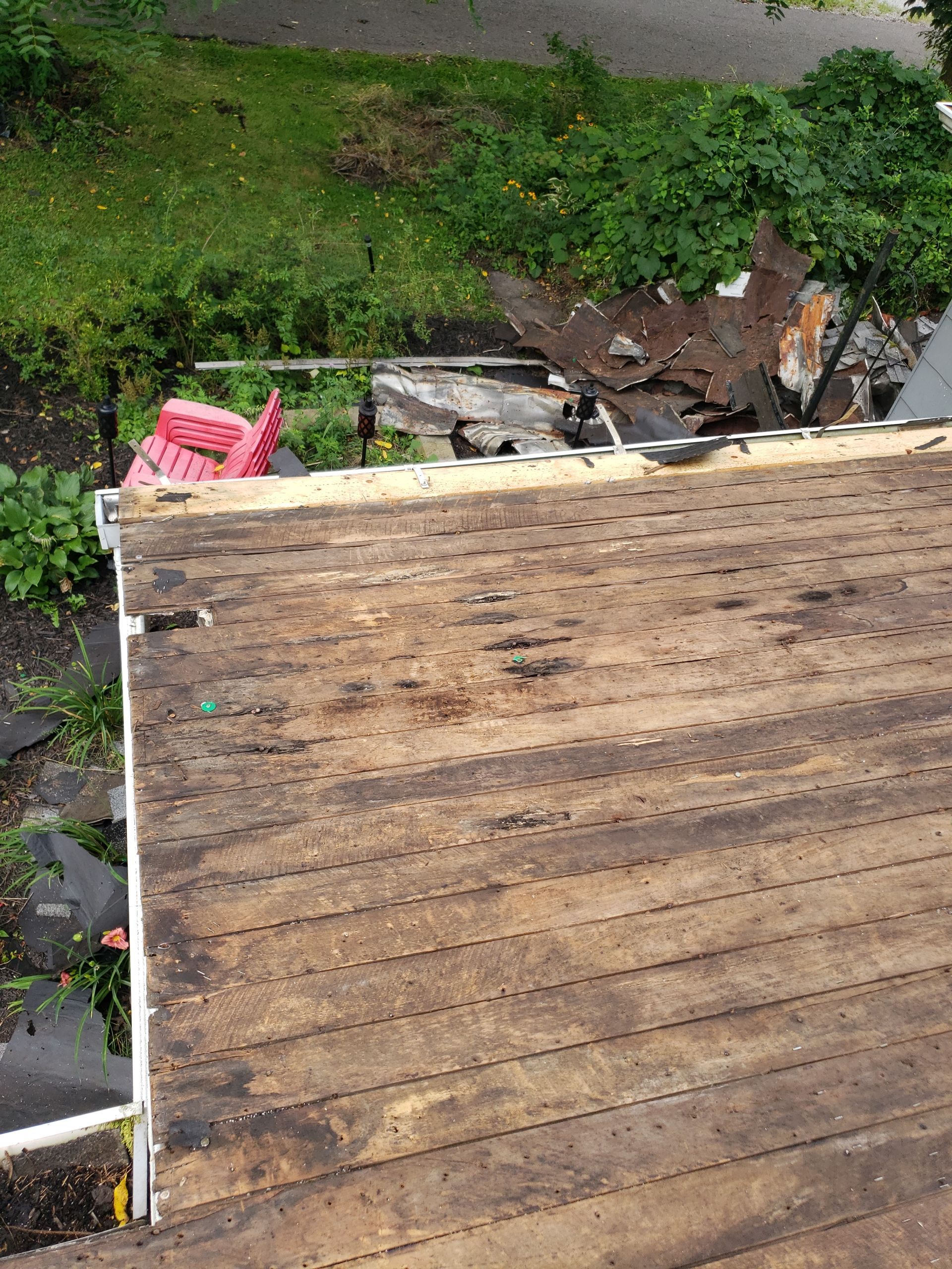 ATLAS PINNACLE COLOR: MAJESTIC SHAKE DRIP EDGE: WHITE by Eagle Eye Roofing