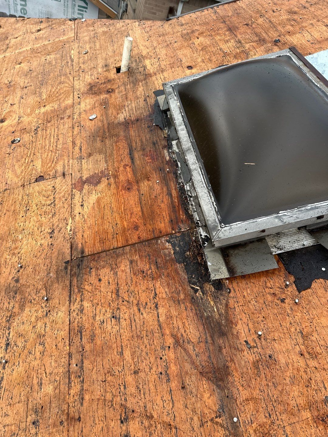 Residential Roofing Installation using Owen's Corning Duration (Lifetime) Shingles by Roof Repair Company