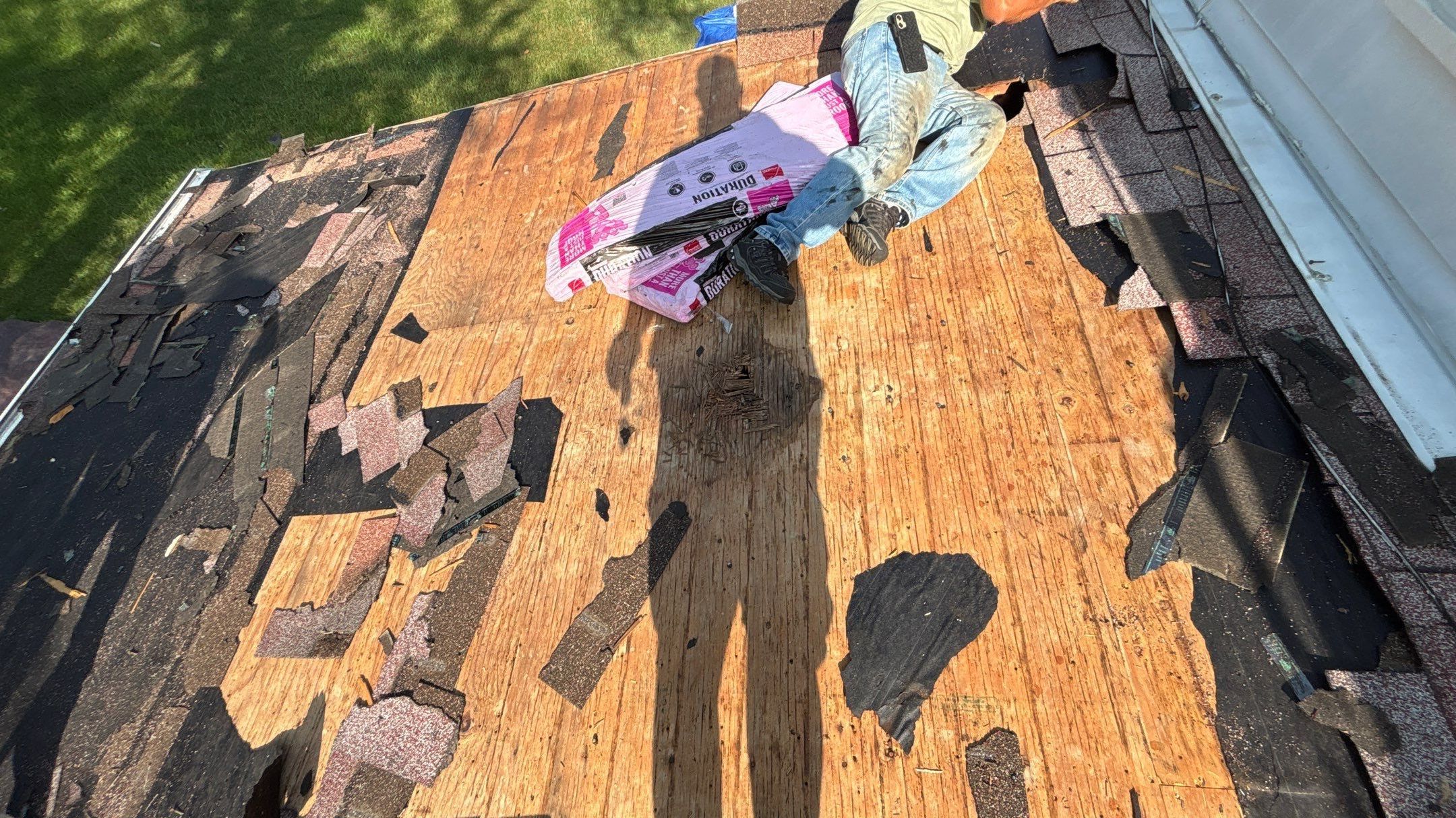 Roof Replacement using Owens Corning Brownwood by 180 Contractors