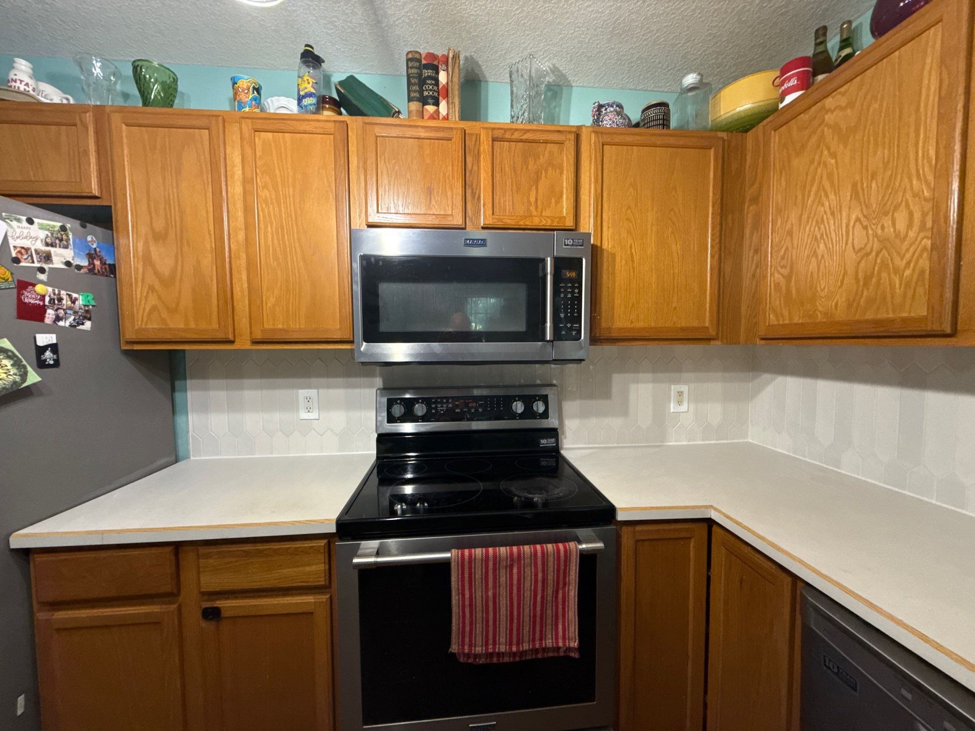 Tile Backsplash Installation by Axtra Hand