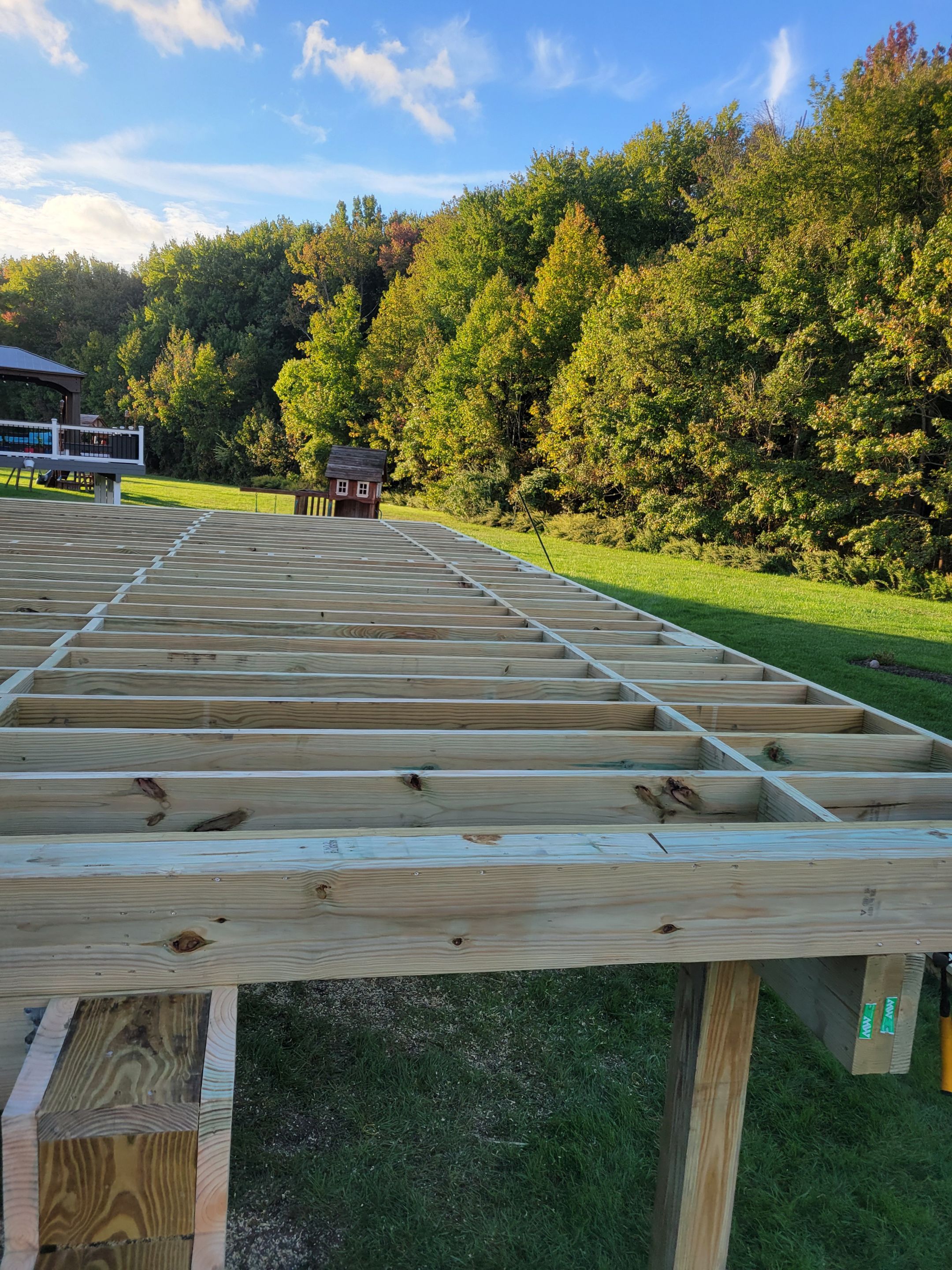 New Deck using Deckorators Venture - Color Saltwater by deck guardian