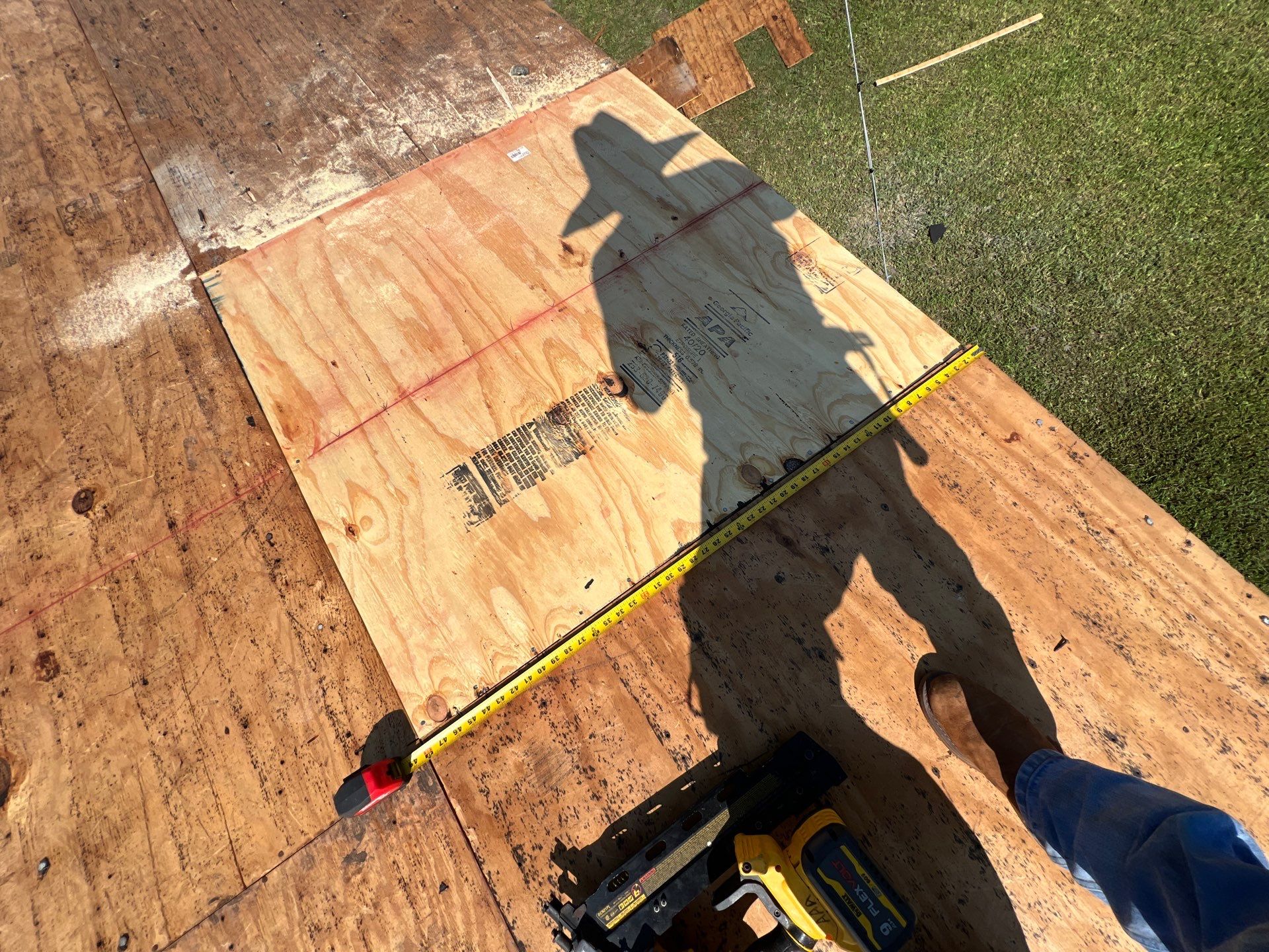 Residential Roofing Installation using Owen's Corning Duration (Lifetime) Shingles by Roof Repair Company