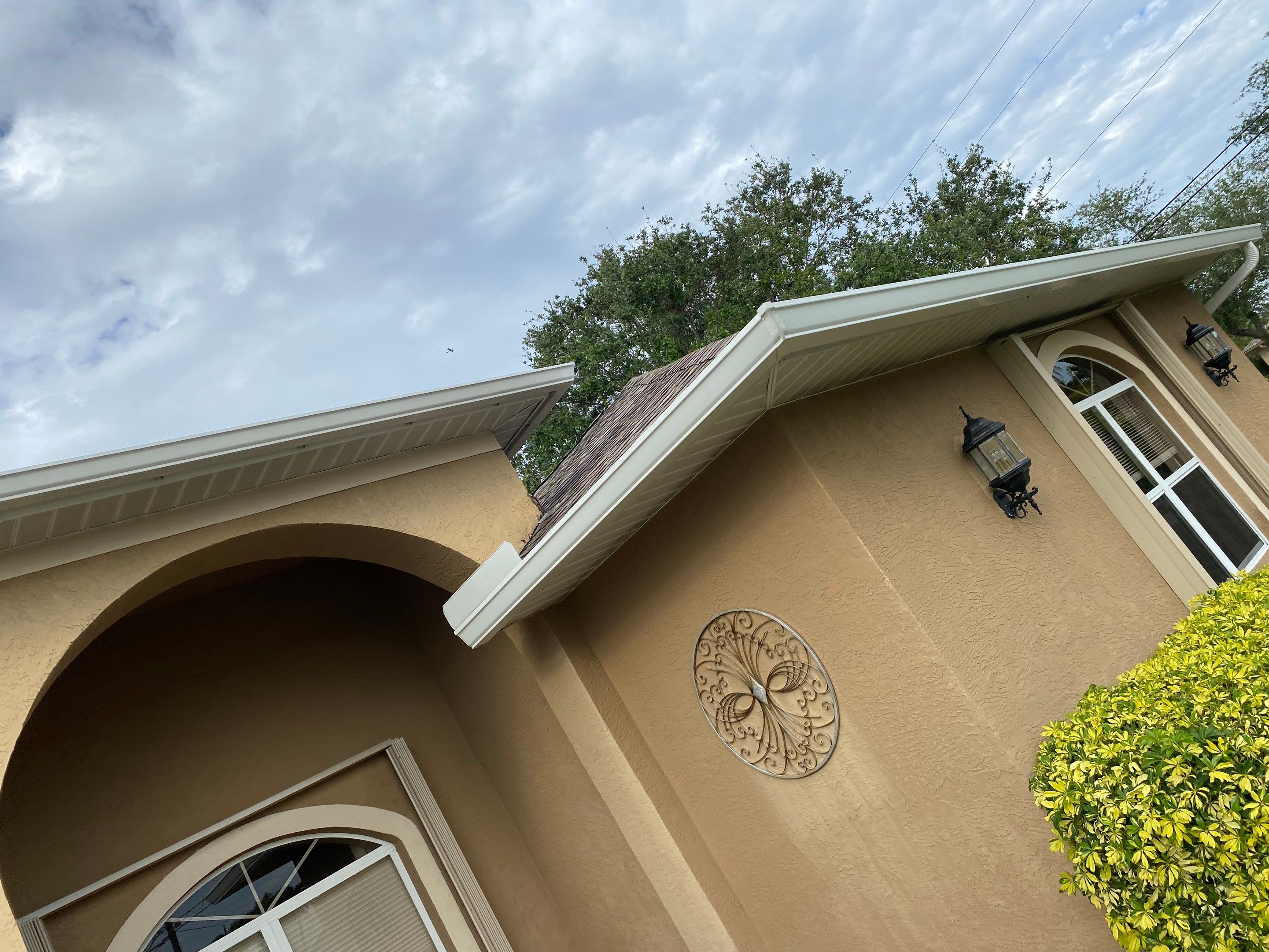 7-Inch Gutters for Large Homes in Cape Coral FL by Gutter Professors